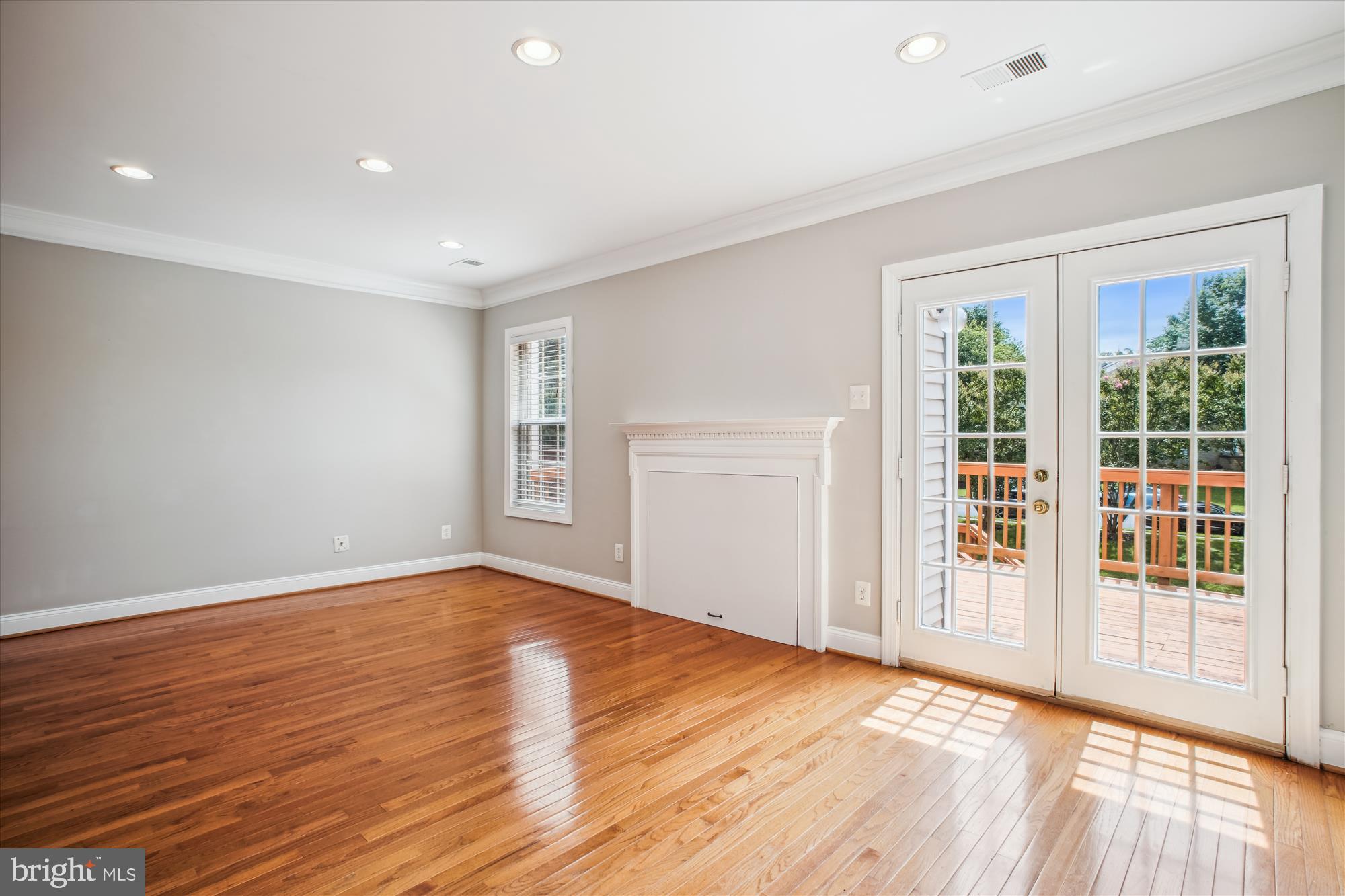 VILLAGE OF MOUNT AIR - Residential Lease