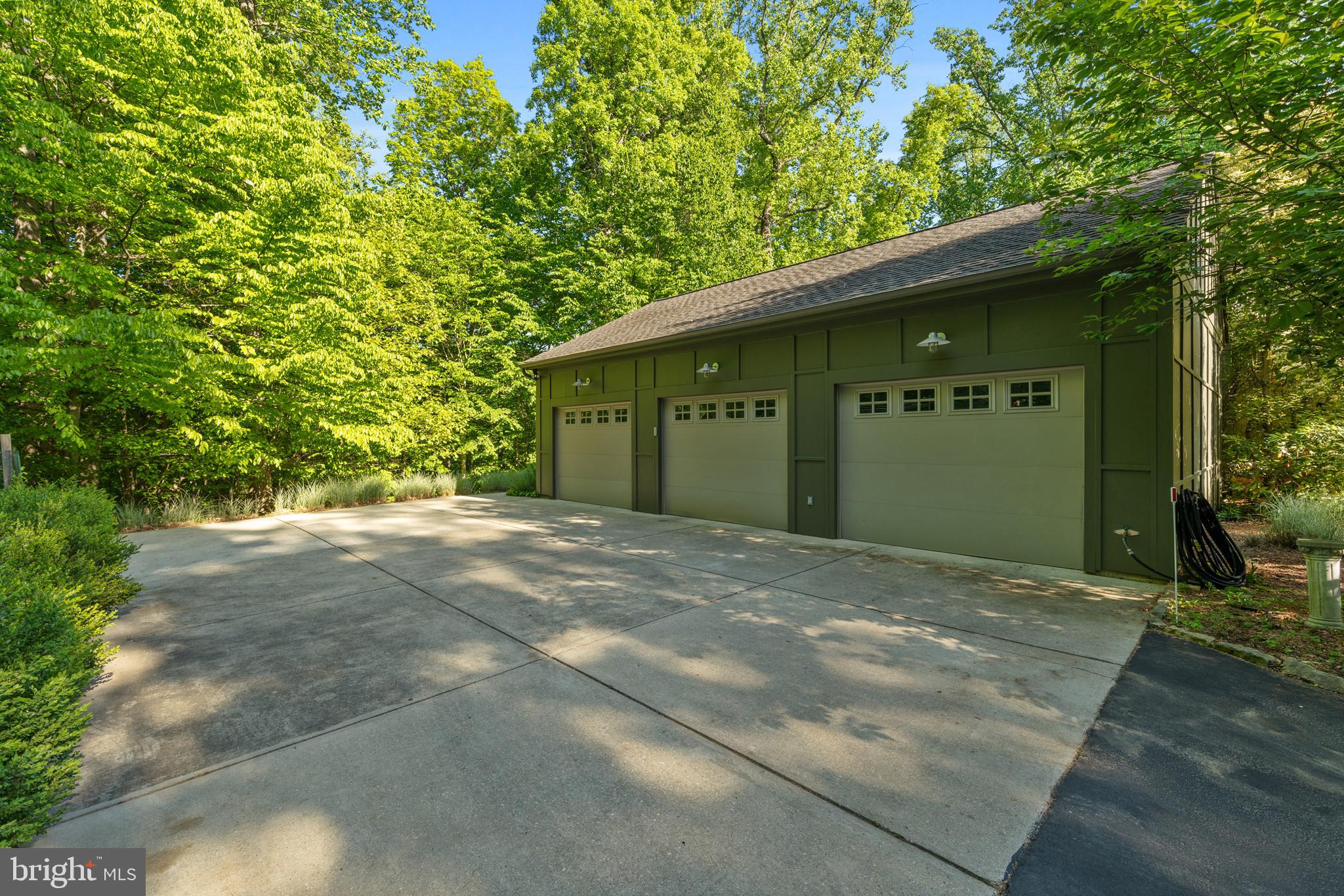 HOLMEHURST ESTATES - Residential