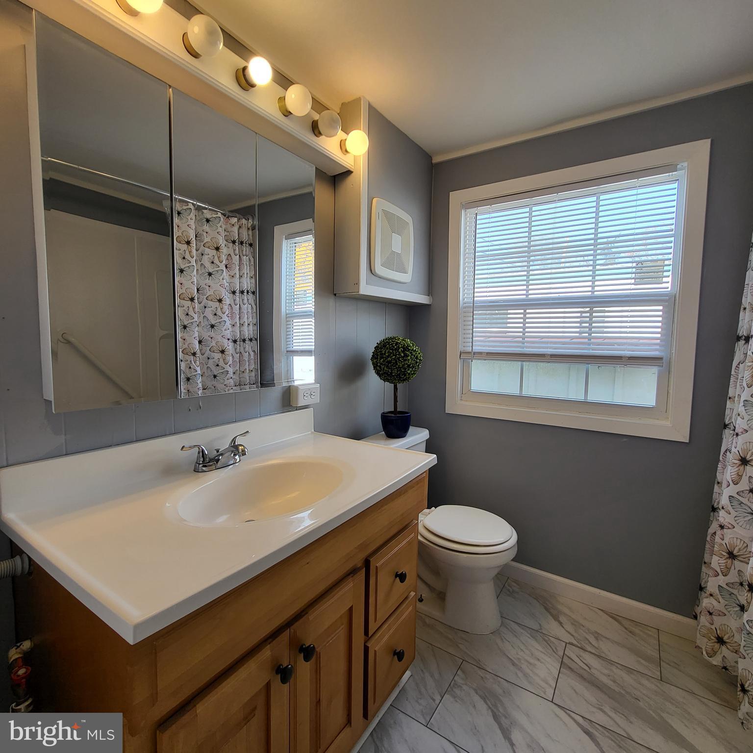 RIVERSIDE - Residential