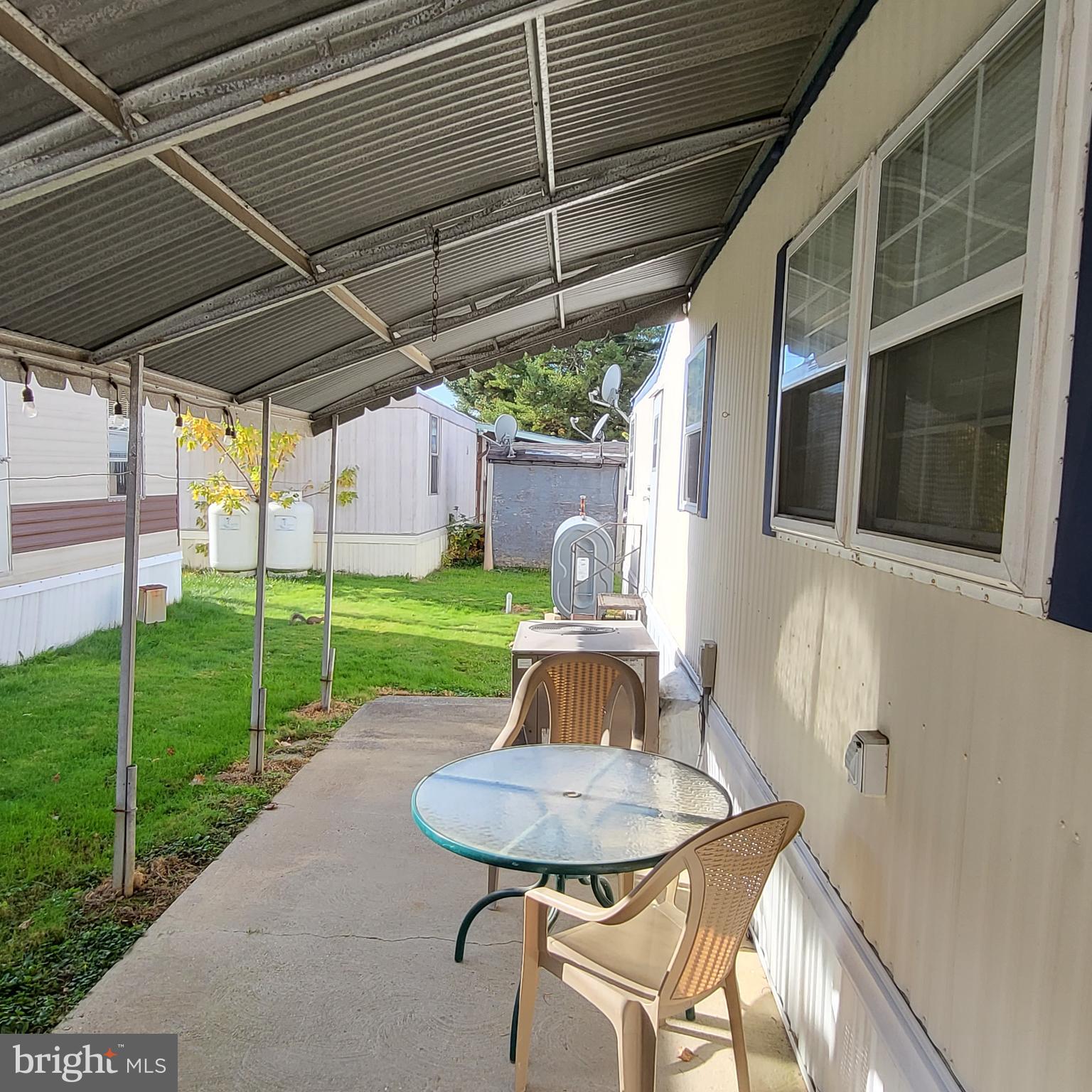 151 ROOSEVELT AVENUE C6