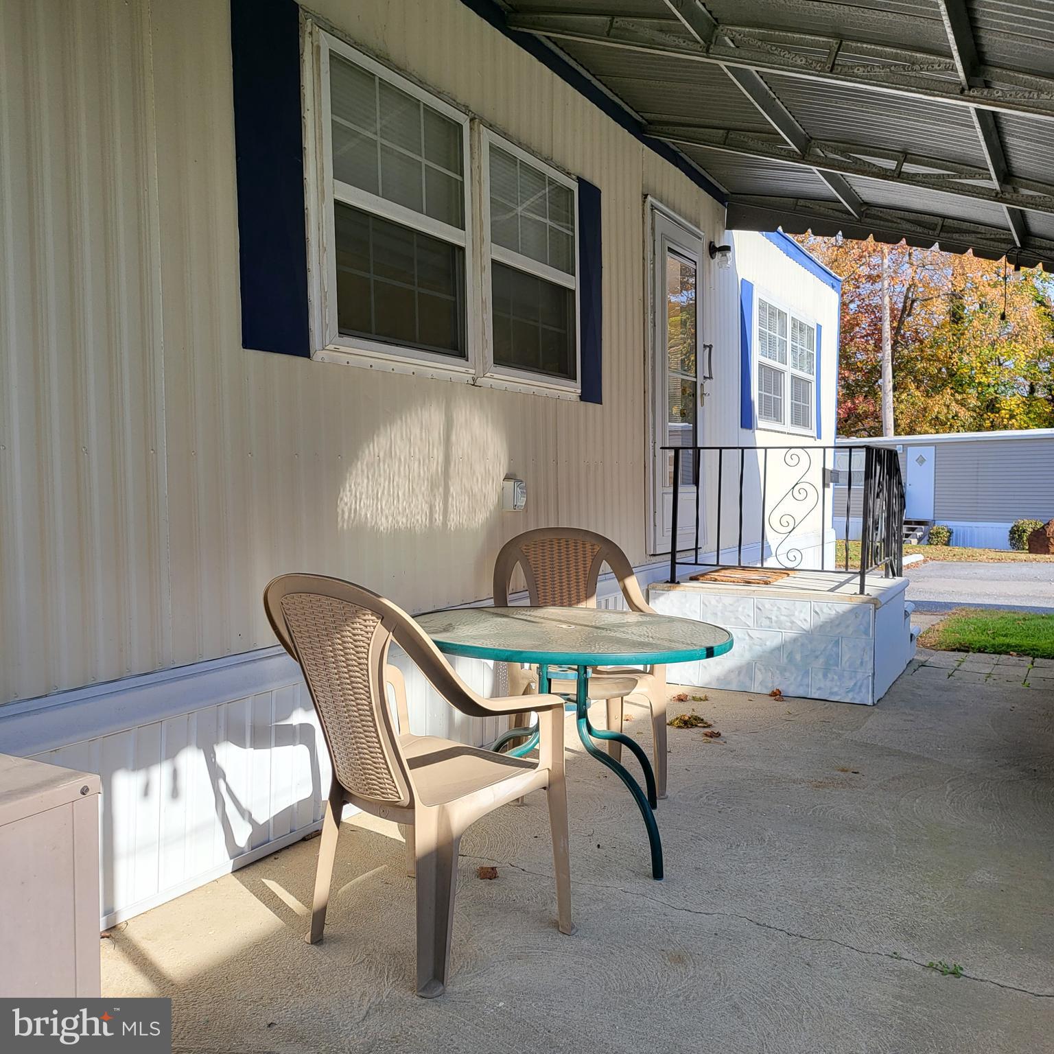 RIVERSIDE - Residential