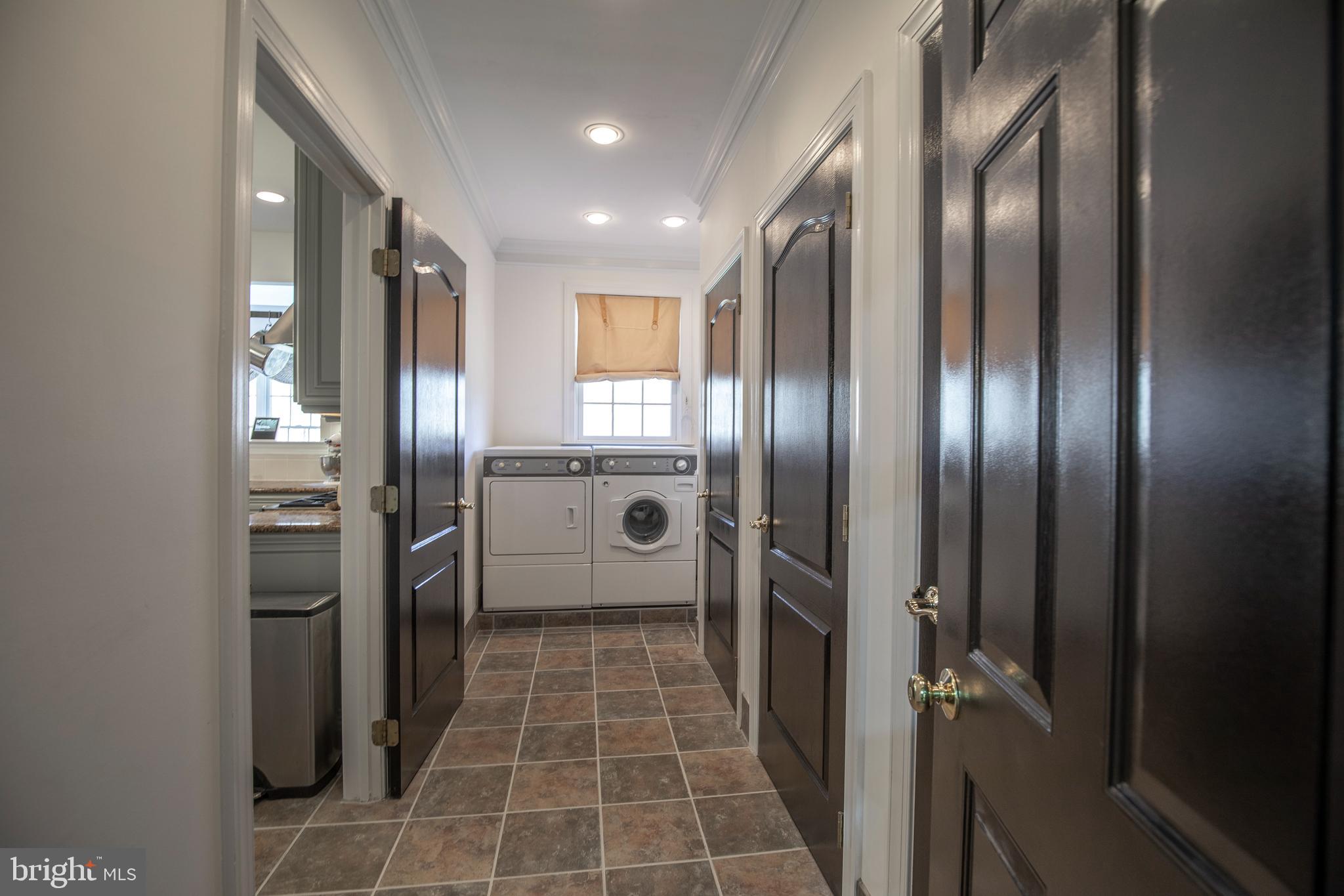 OAKS OF BUCKINGHAM - Residential