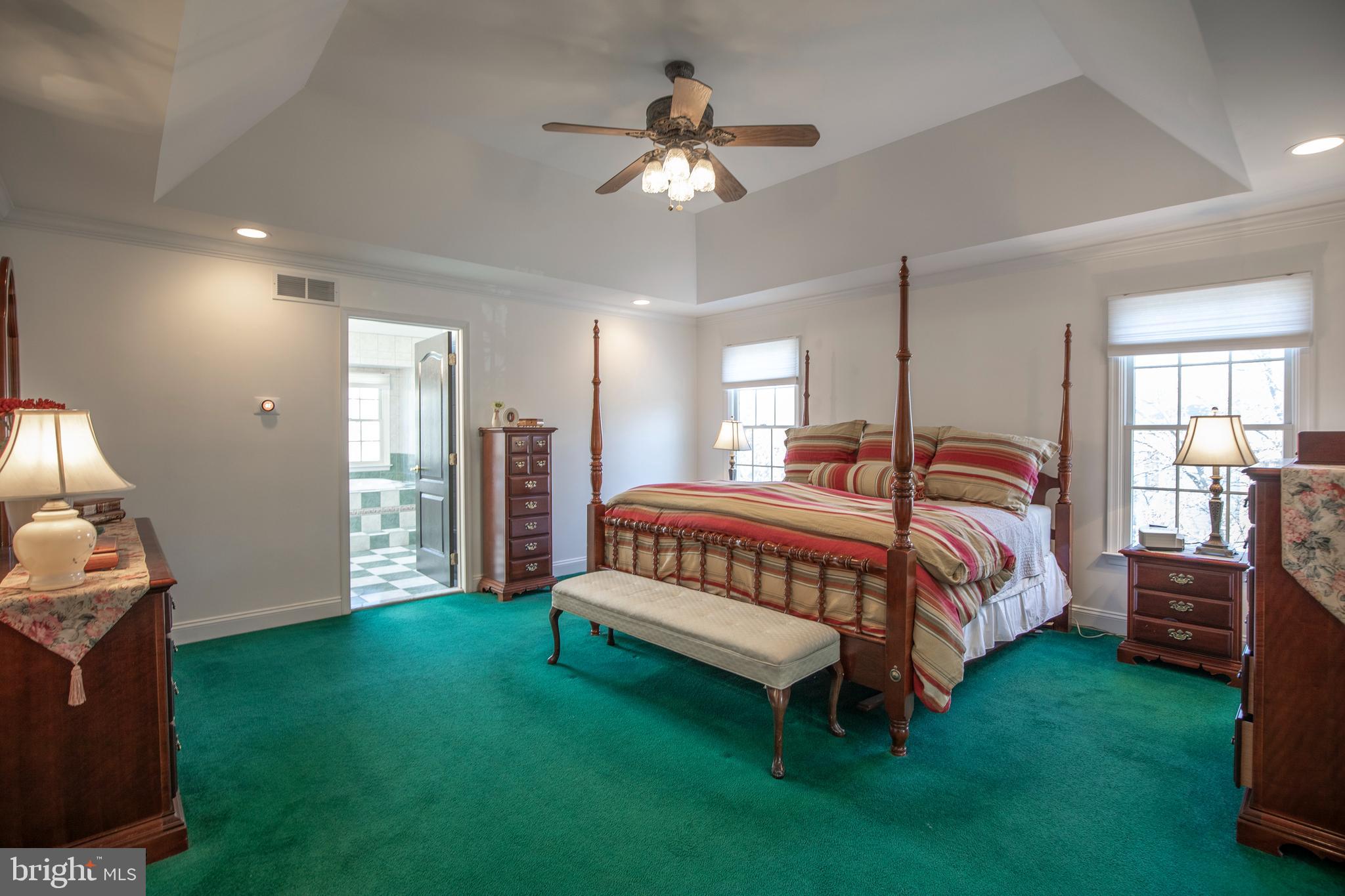 OAKS OF BUCKINGHAM - Residential