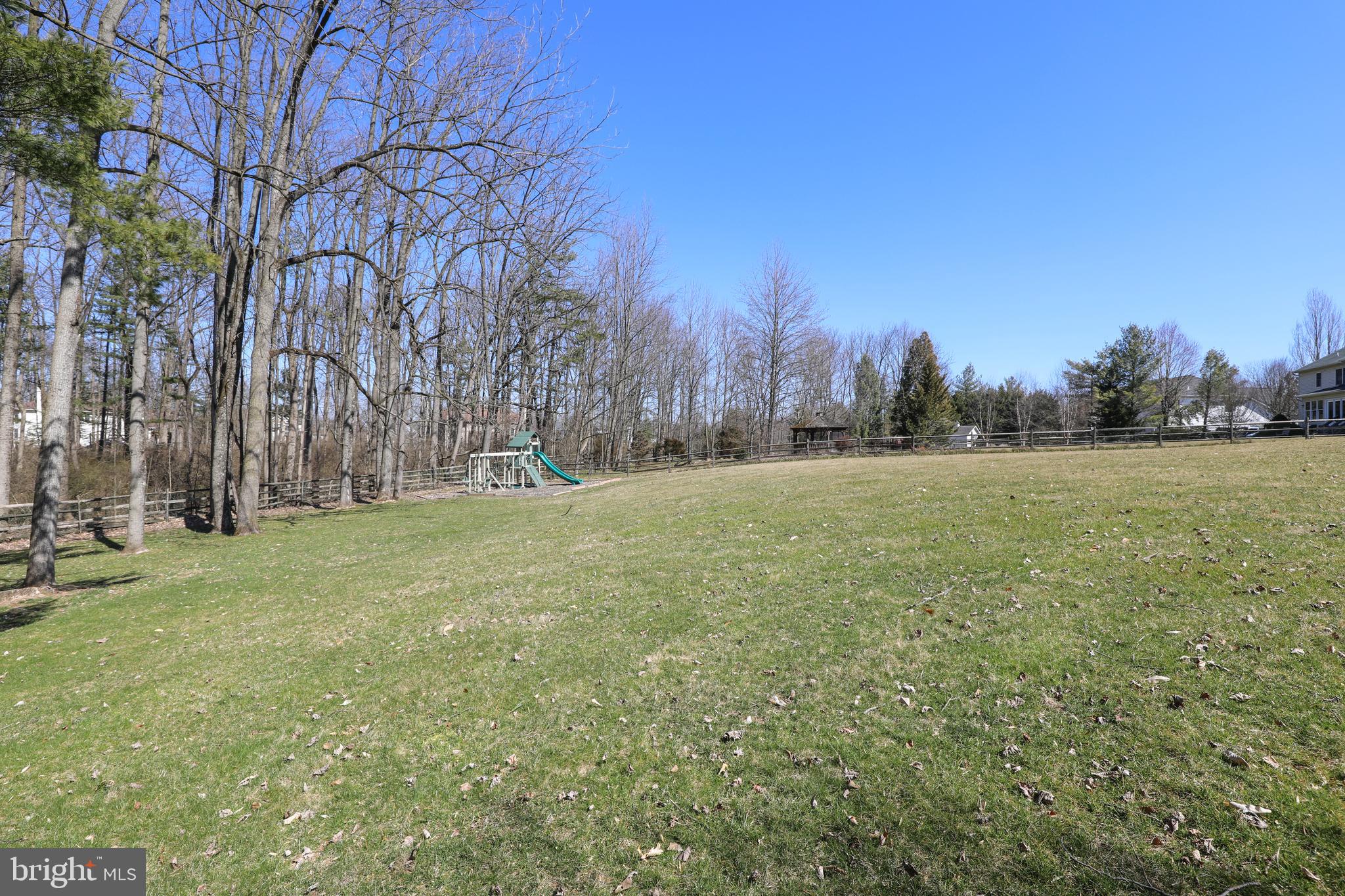 OAKS OF BUCKINGHAM - Residential