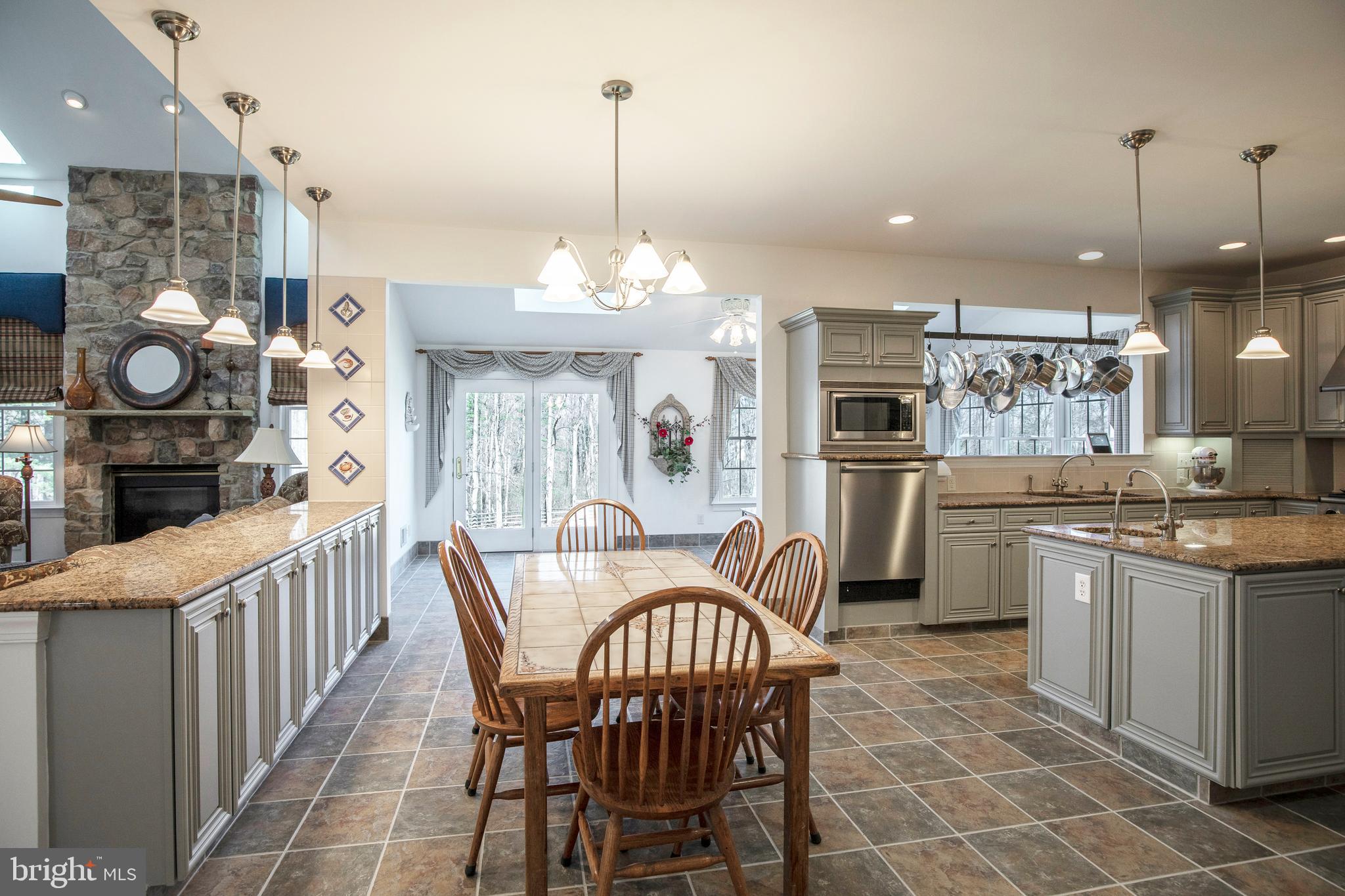 OAKS OF BUCKINGHAM - Residential