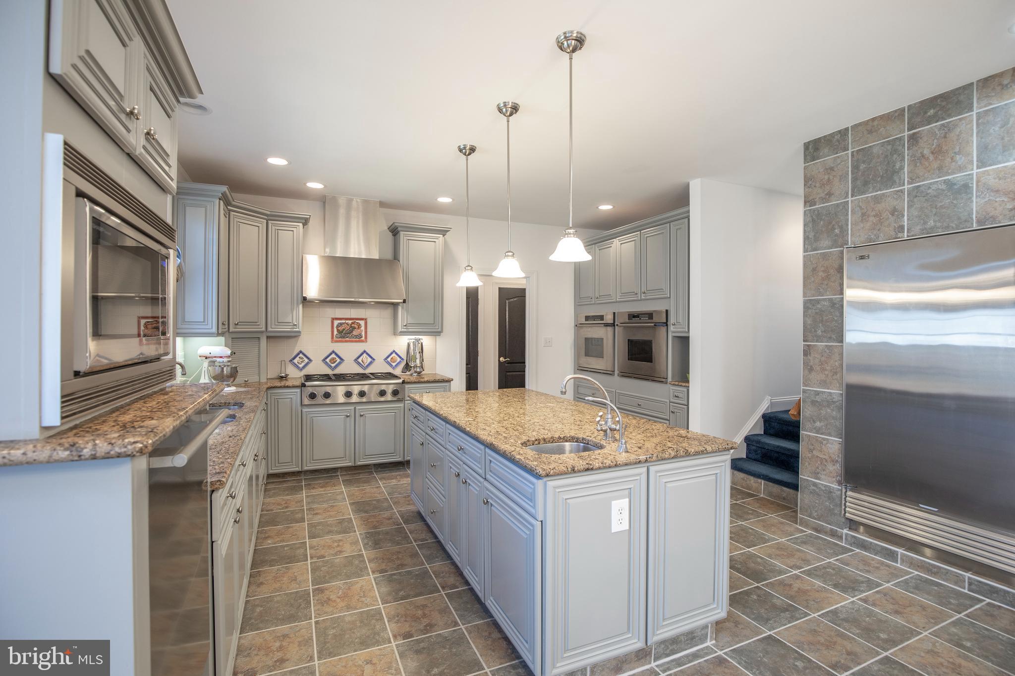 OAKS OF BUCKINGHAM - Residential