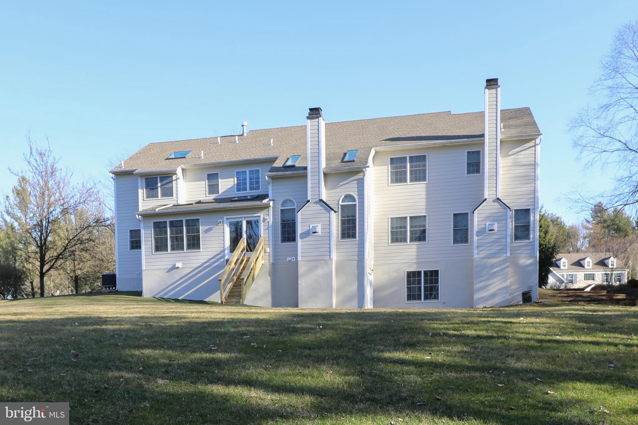 OAKS OF BUCKINGHAM - Residential