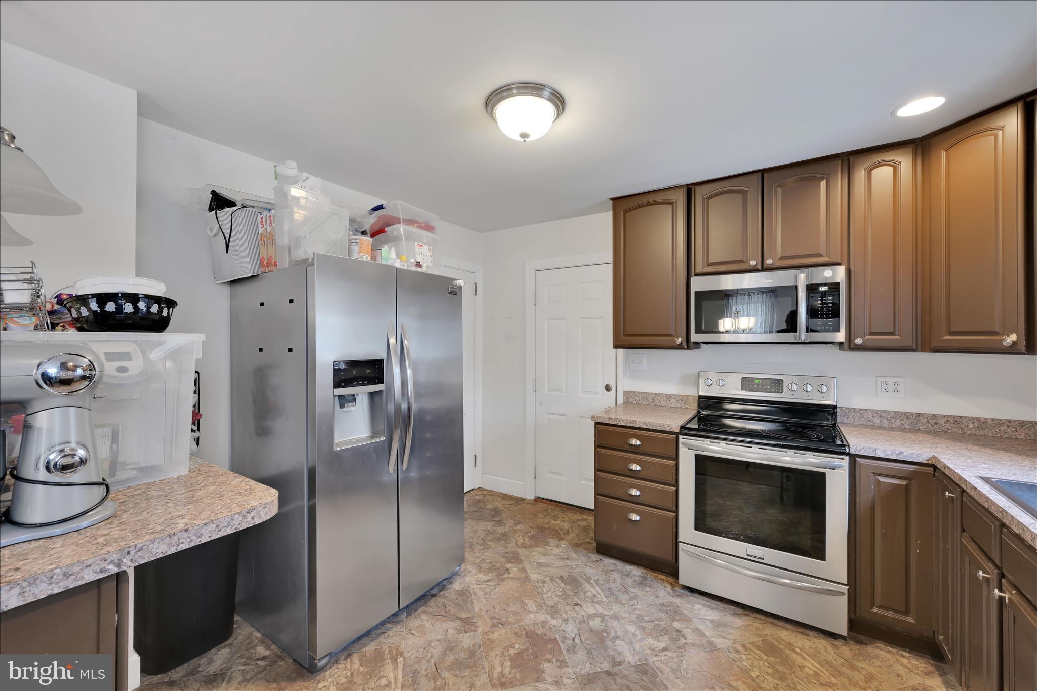 POTTSVILLE - Residential