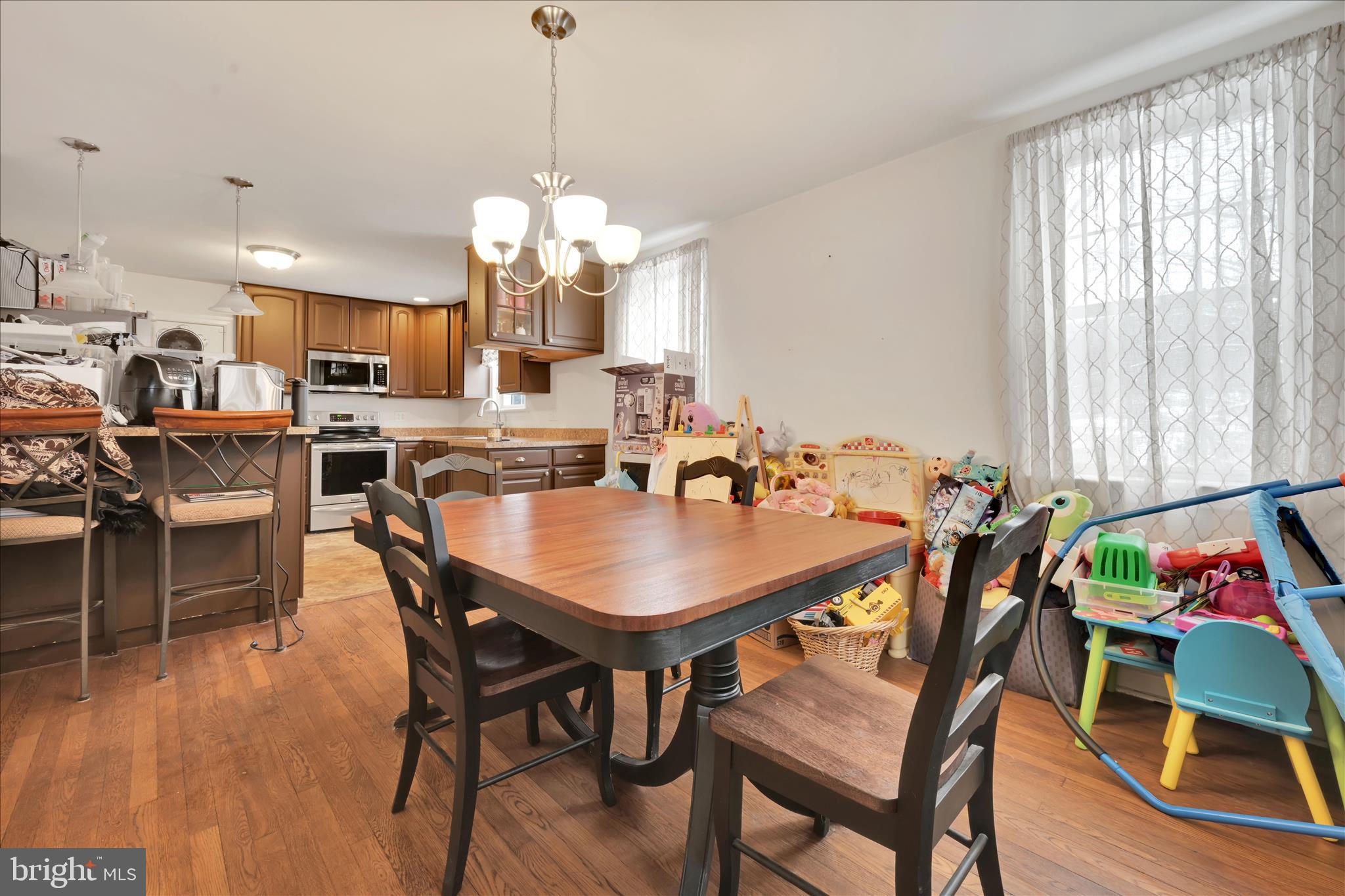 POTTSVILLE - Residential