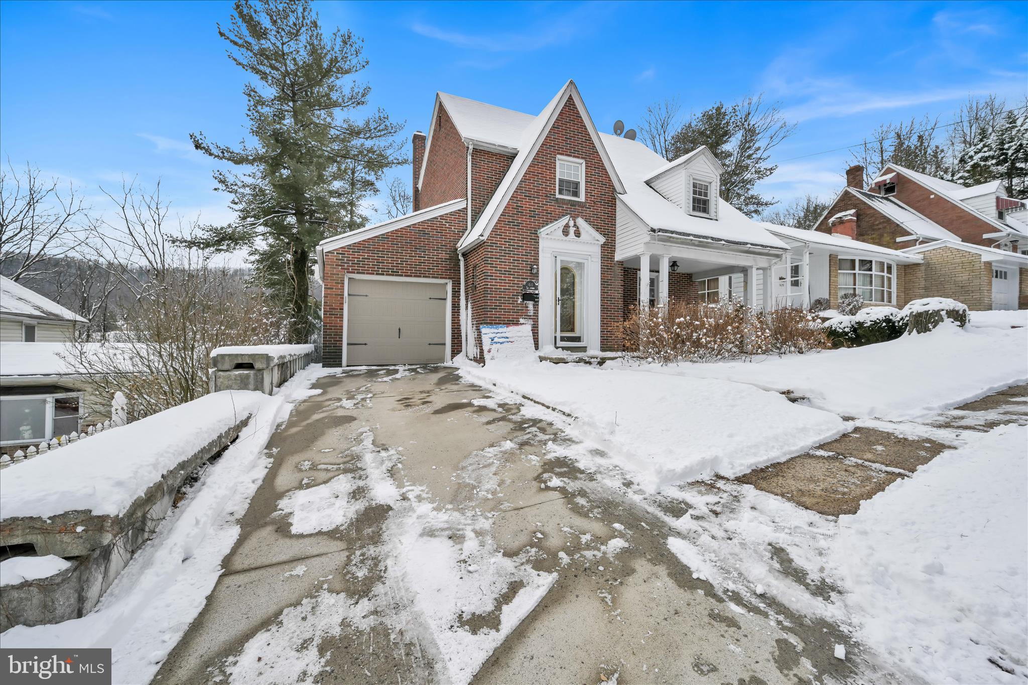 POTTSVILLE - Residential