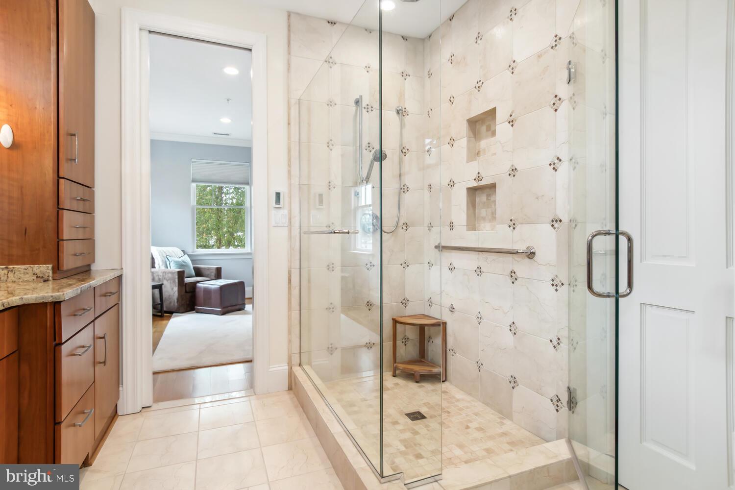 OXFORD - Residential