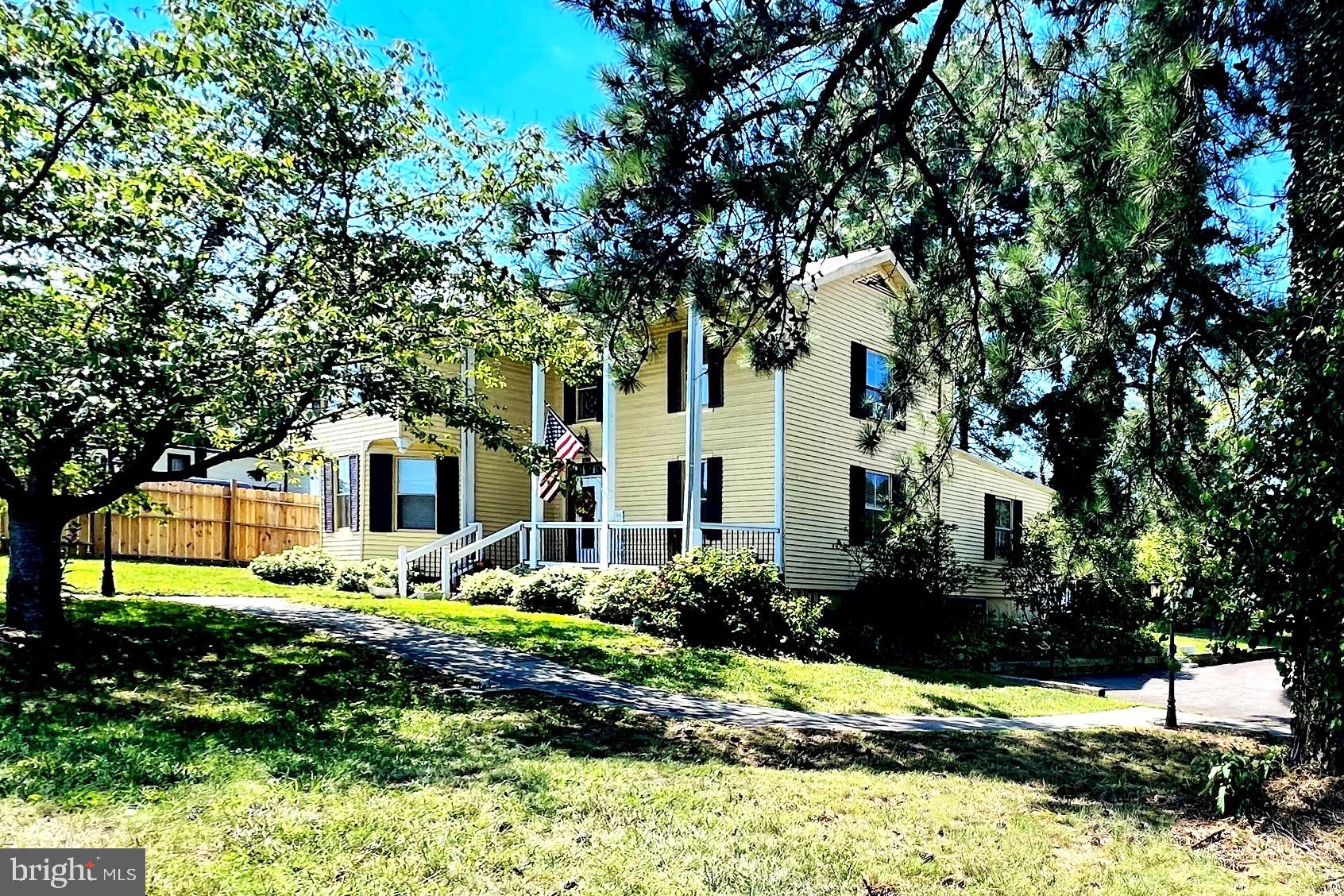 605 MINERAL AVENUE