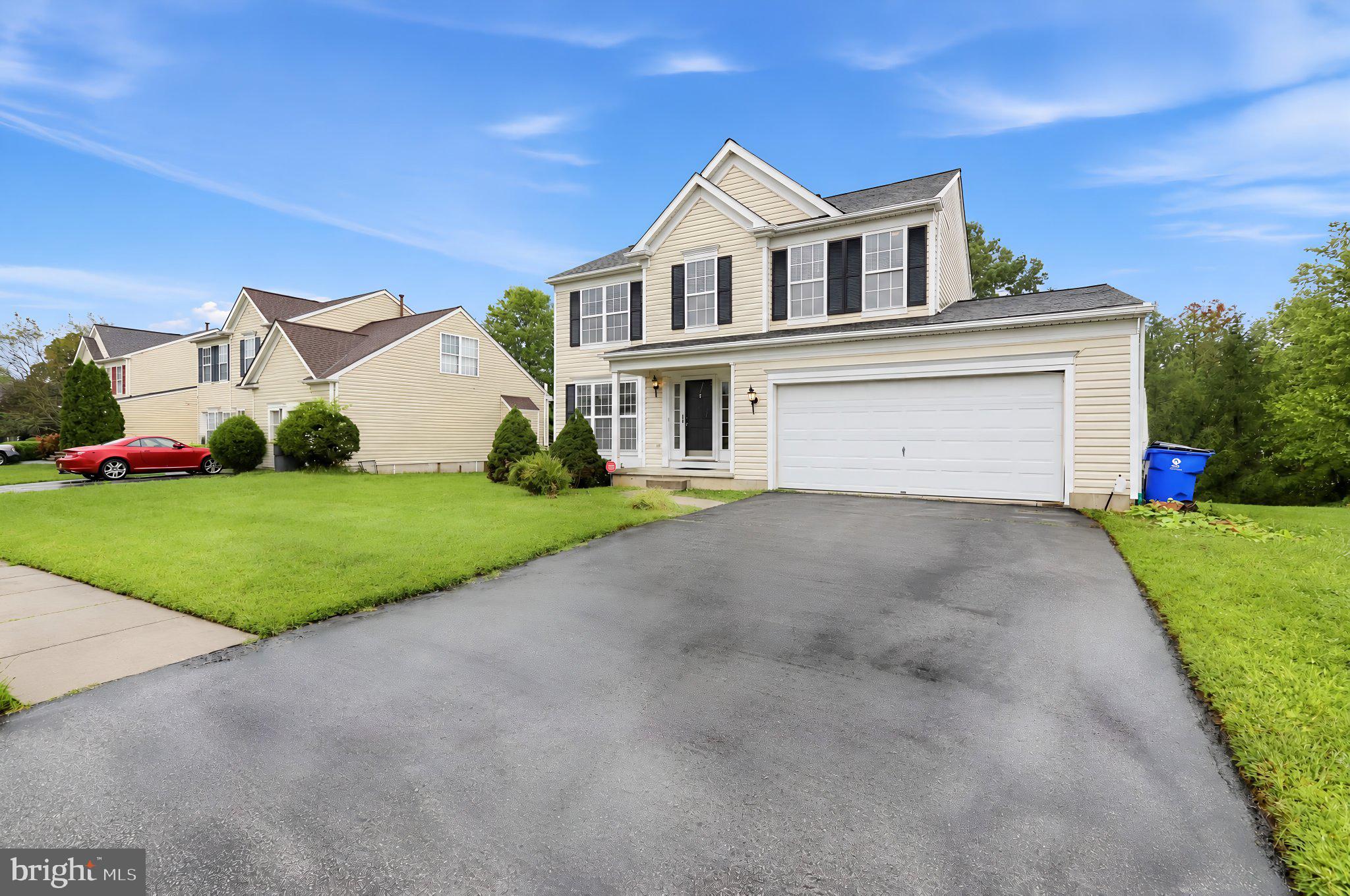 6 BLUE MIST COURT