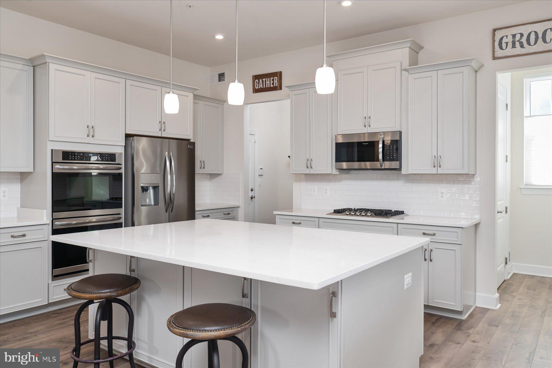 TWO RIVERS - Residential