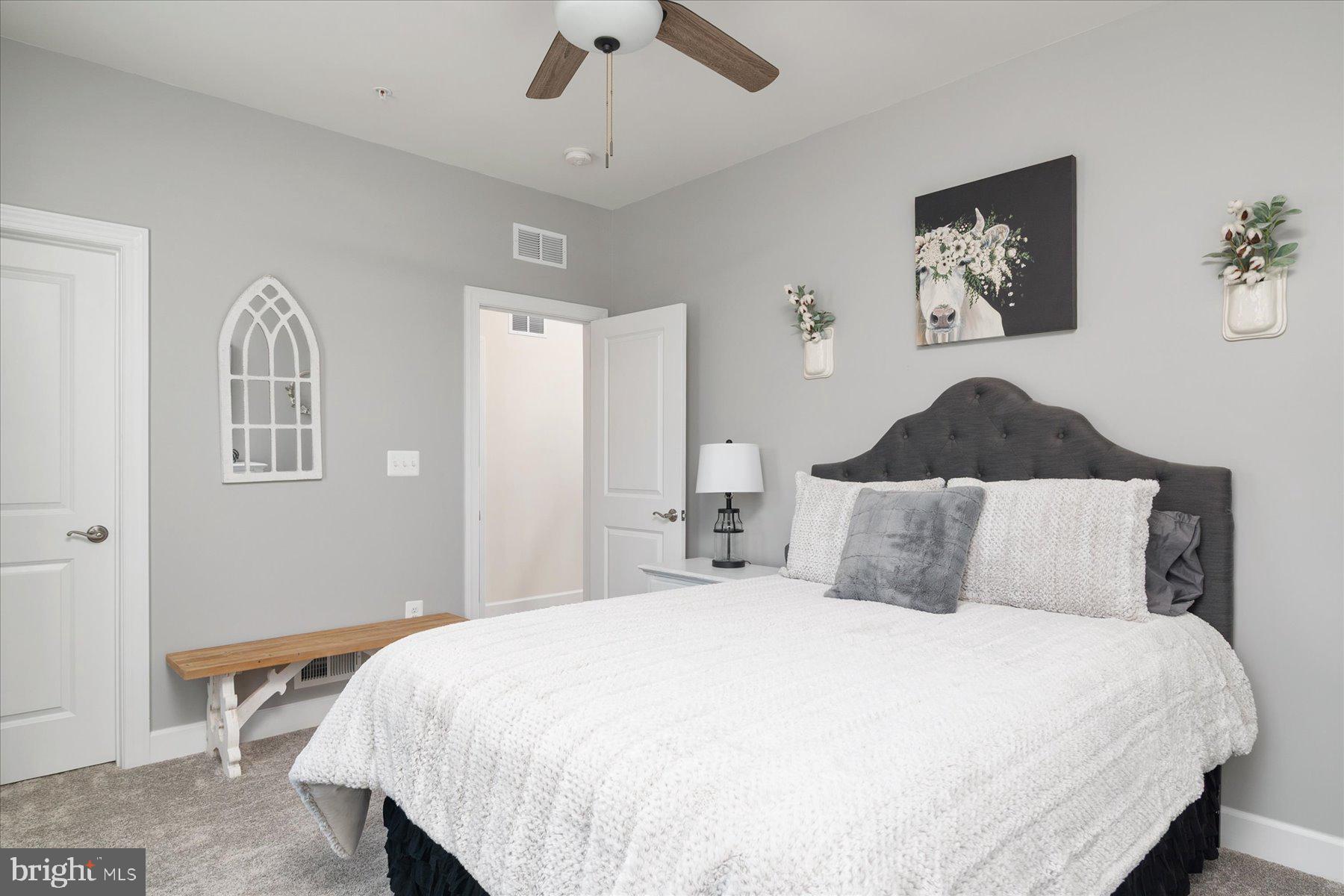 TWO RIVERS - Residential