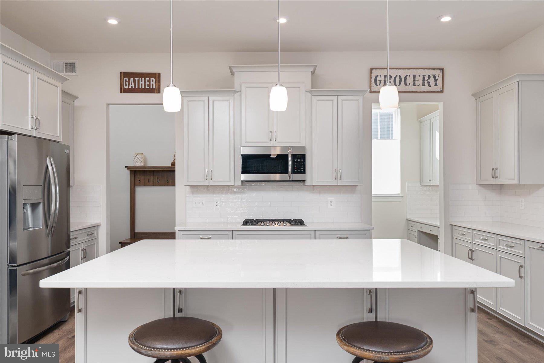 TWO RIVERS - Residential