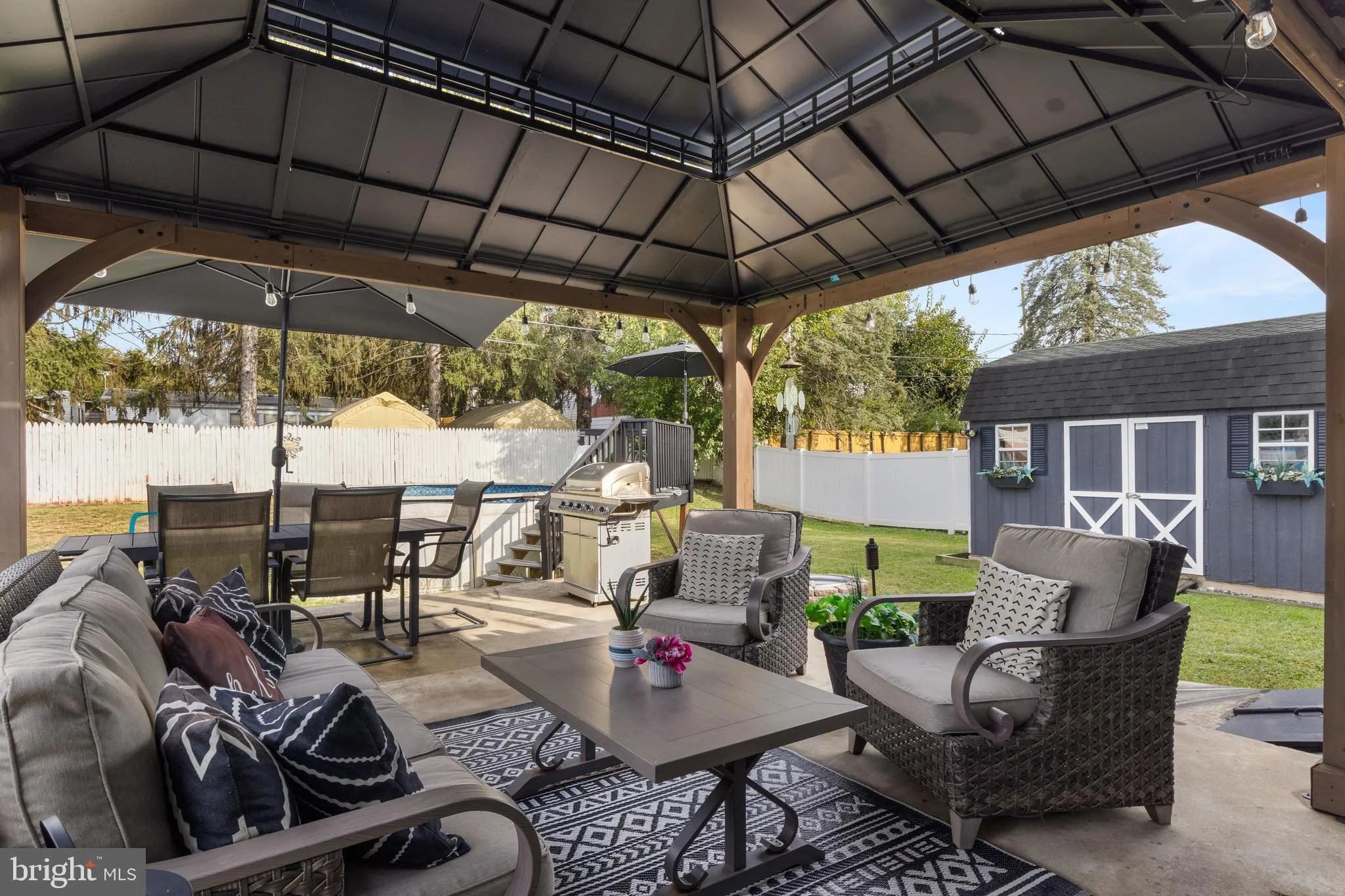 Ephrata, Pennsylvania 17522, United States, 4 Bedrooms Bedrooms, ,2 BathroomsBathrooms,Residential,Pending,212984