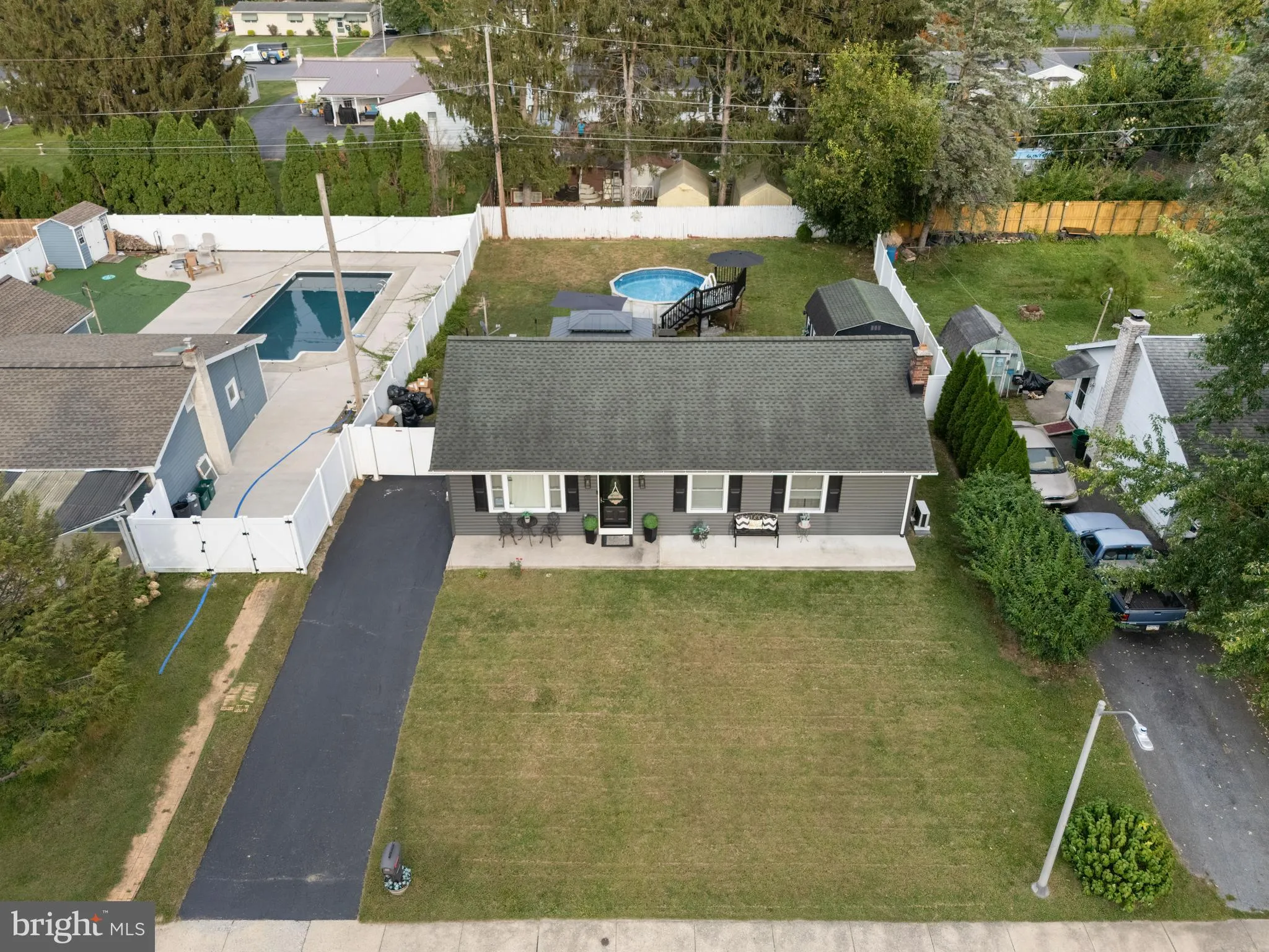 Ephrata, Pennsylvania 17522, United States, 4 Bedrooms Bedrooms, ,2 BathroomsBathrooms,Residential,Pending,212984