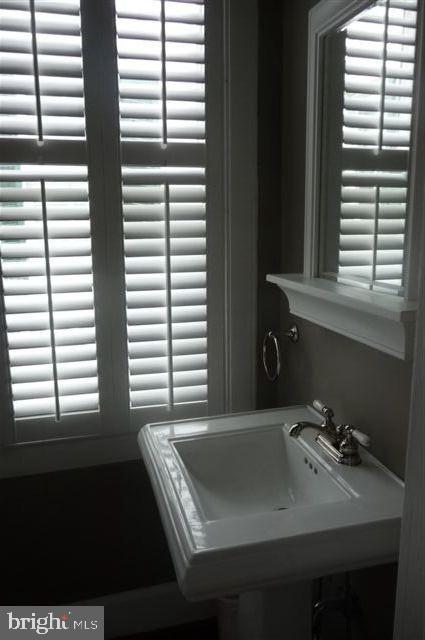 HISTORIC DISTRICT - Residential Lease