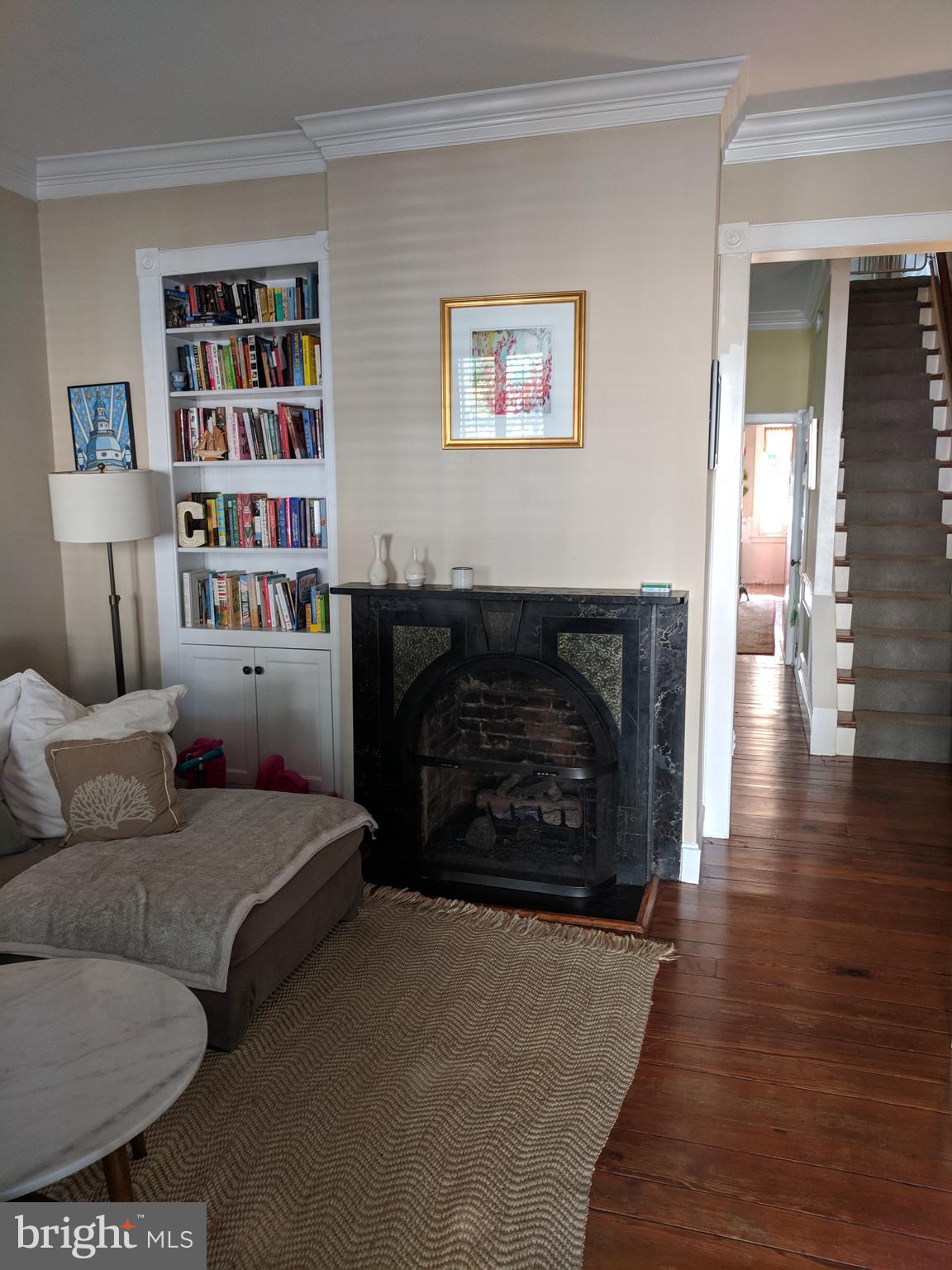 HISTORIC DISTRICT - Residential Lease