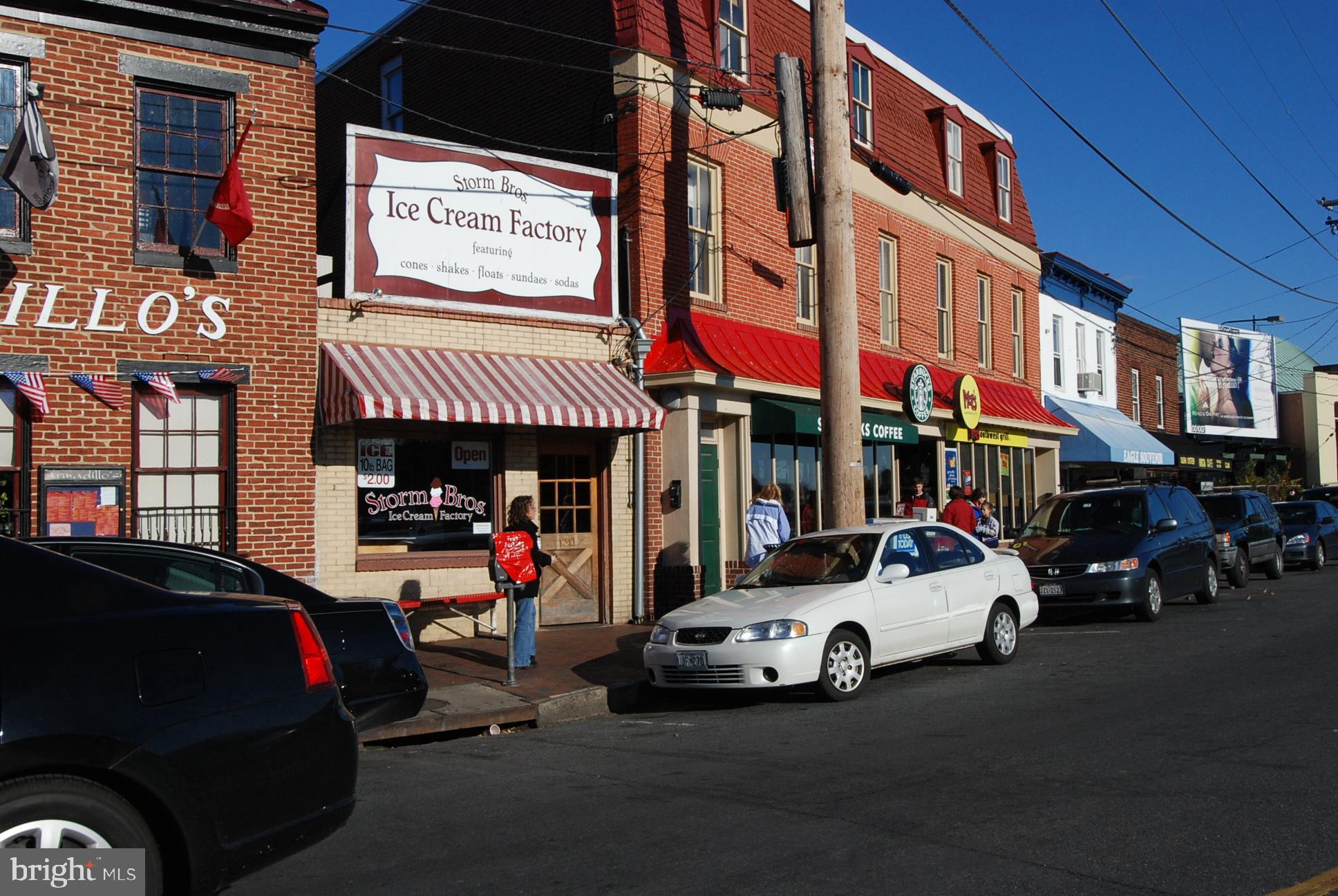 HISTORIC DISTRICT - Residential Lease