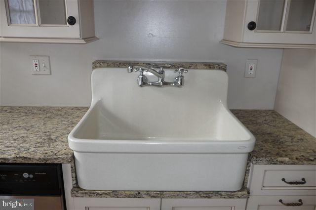 HISTORIC DISTRICT - Residential Lease