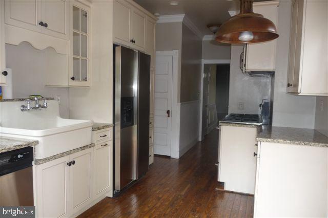 HISTORIC DISTRICT - Residential Lease