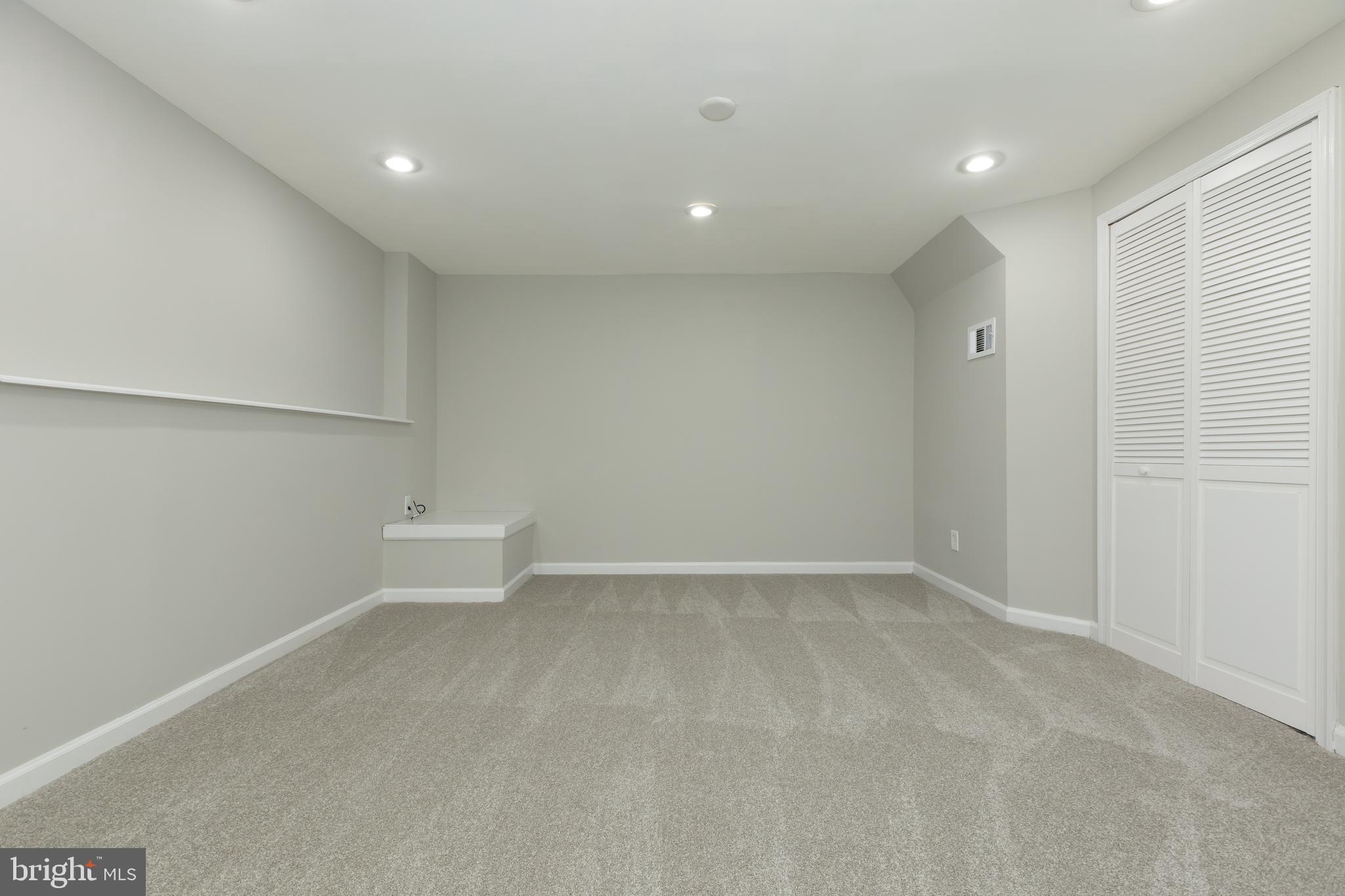 VILLAGE OF OLDE MILL - Residential