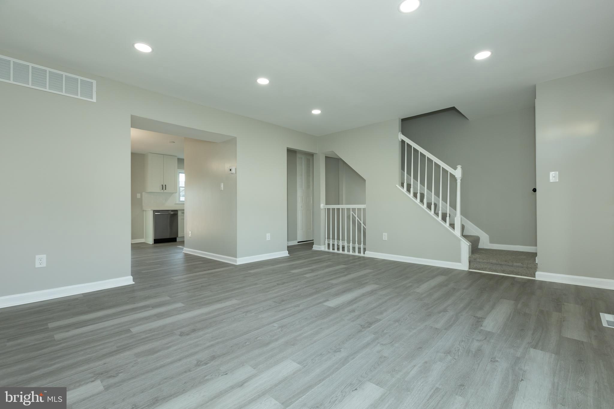 VILLAGE OF OLDE MILL - Residential