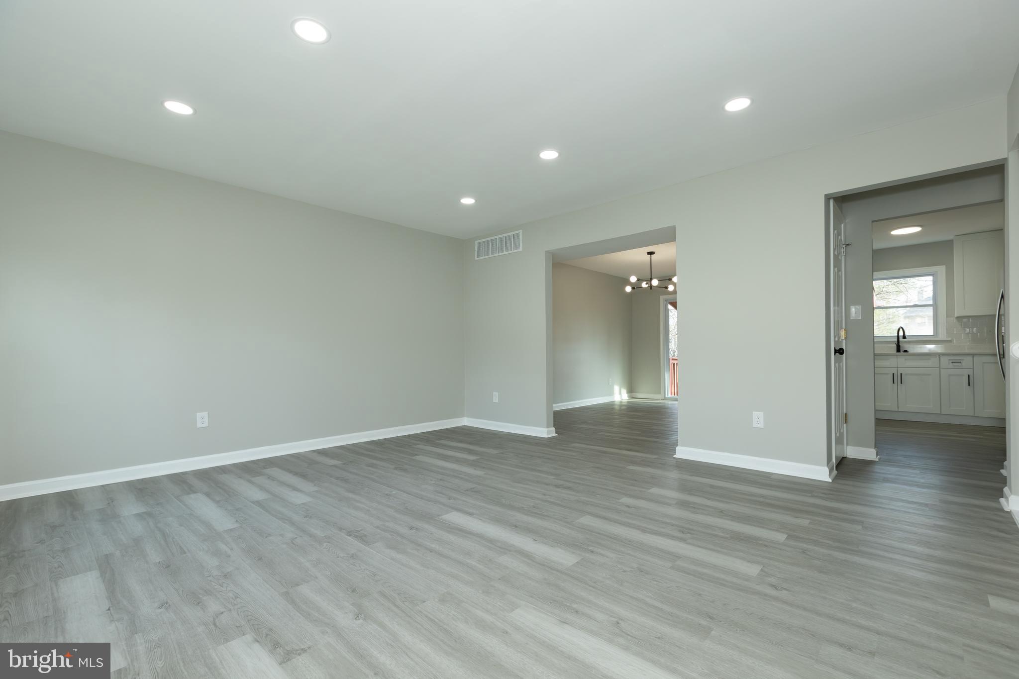 VILLAGE OF OLDE MILL - Residential