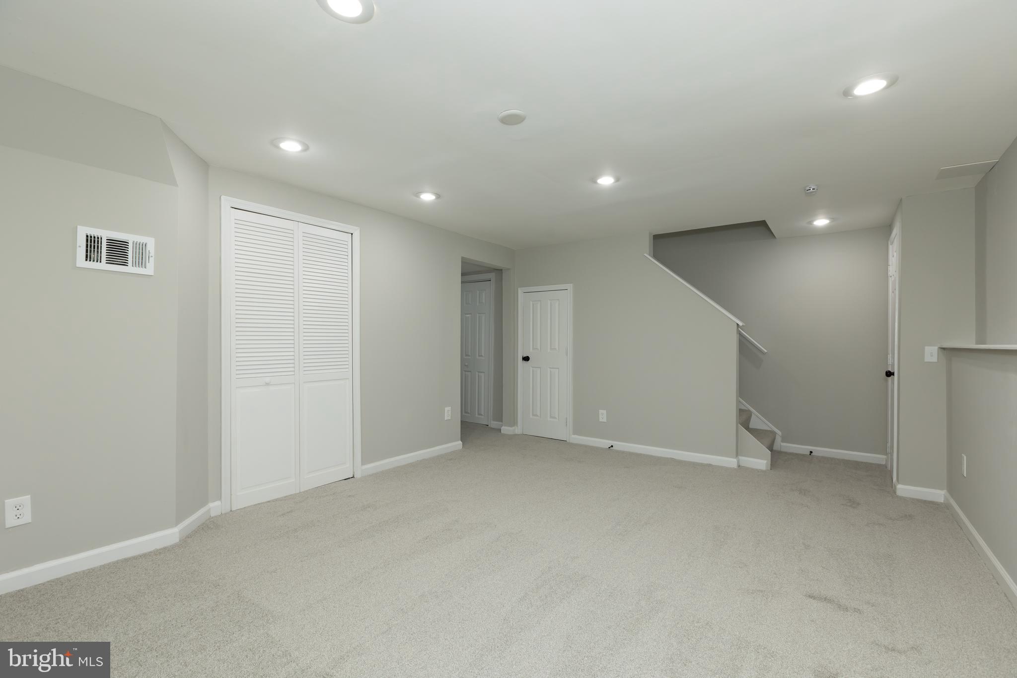 VILLAGE OF OLDE MILL - Residential