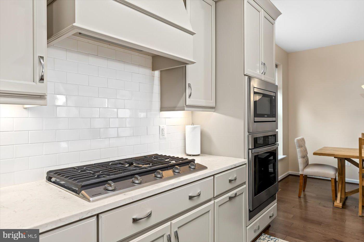 EMBREY MILL - Residential