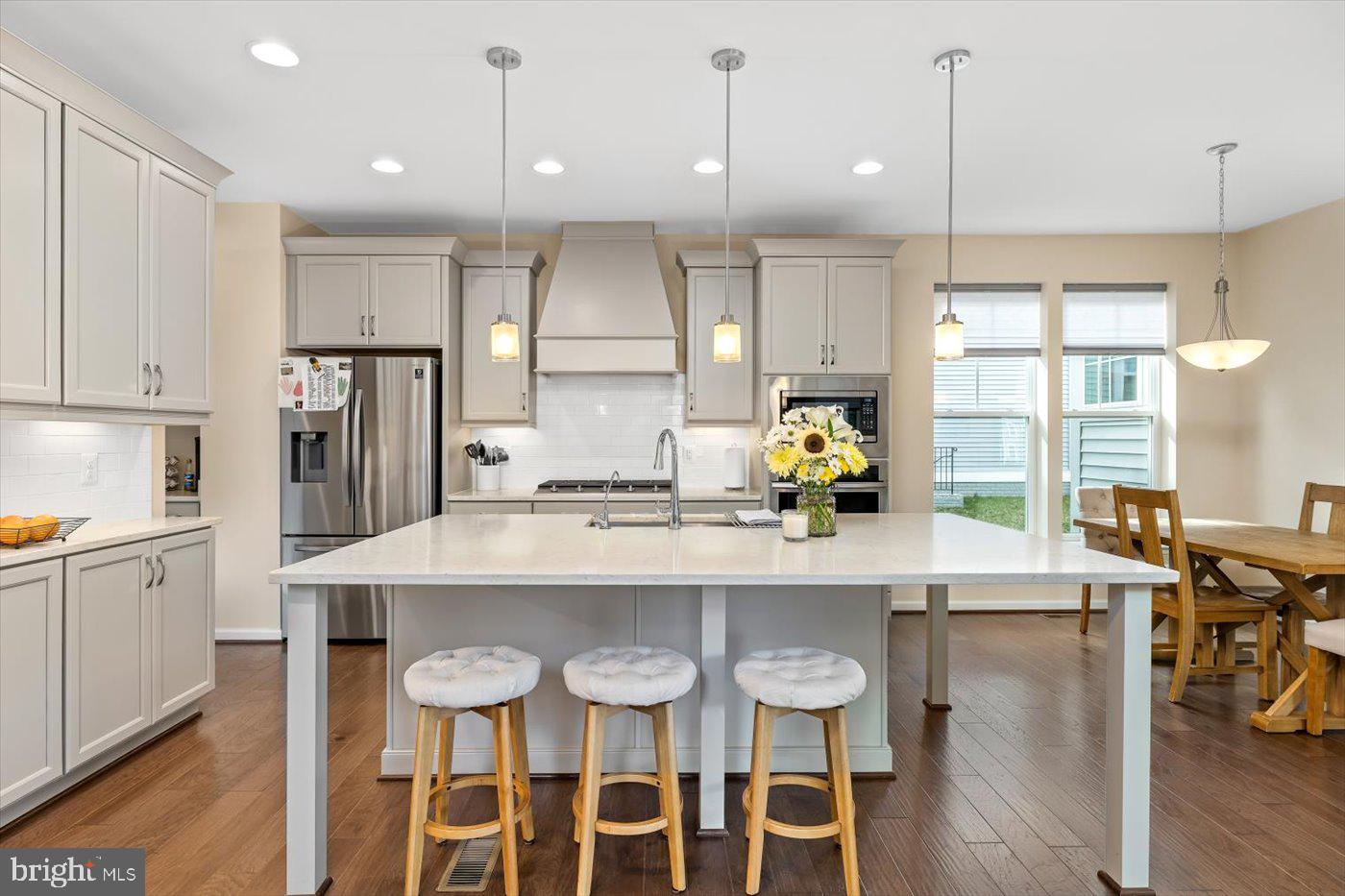 EMBREY MILL - Residential