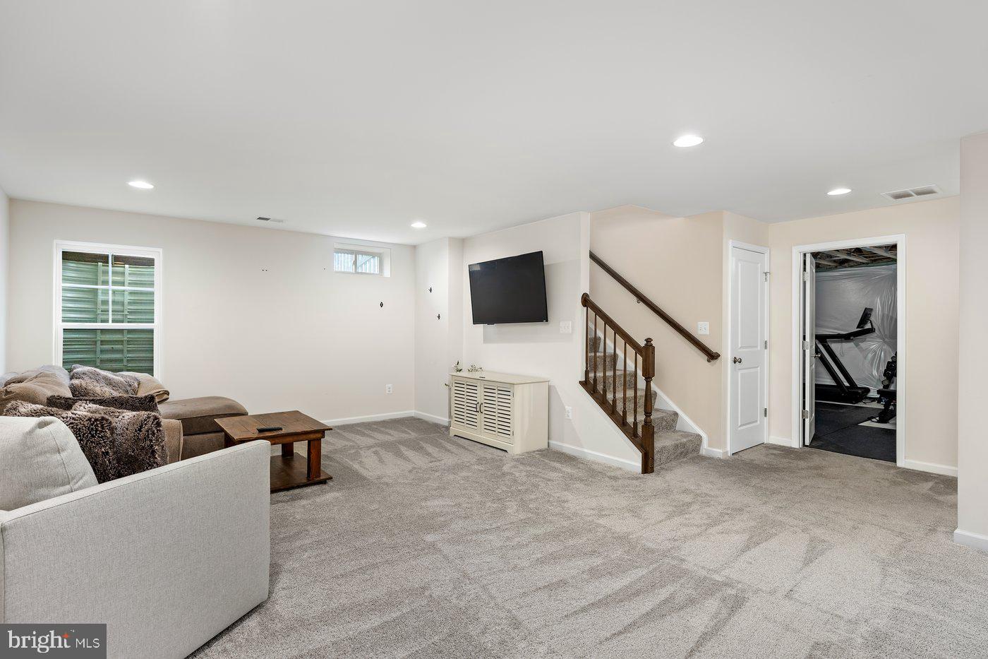 EMBREY MILL - Residential