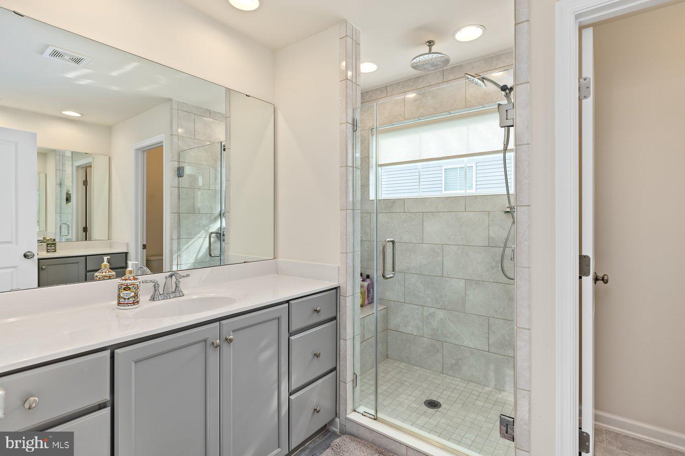 EMBREY MILL - Residential