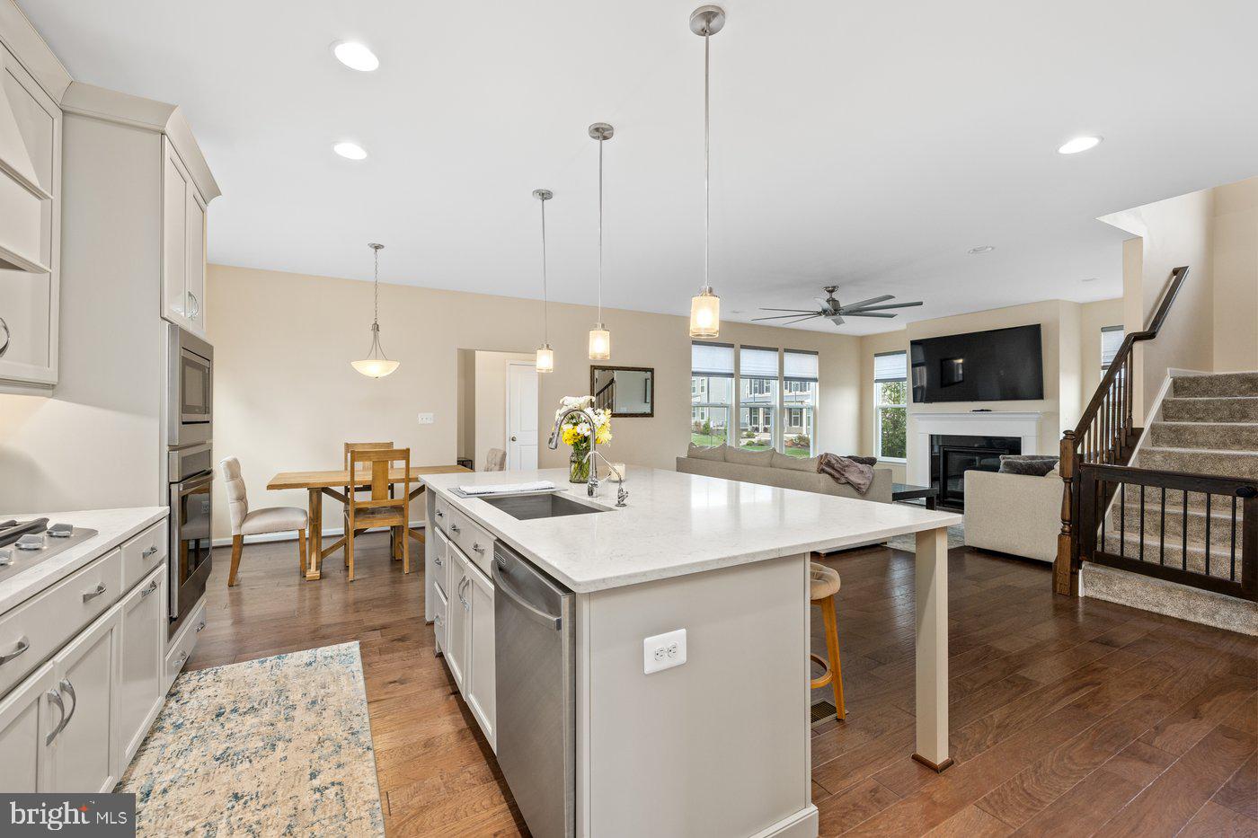 EMBREY MILL - Residential