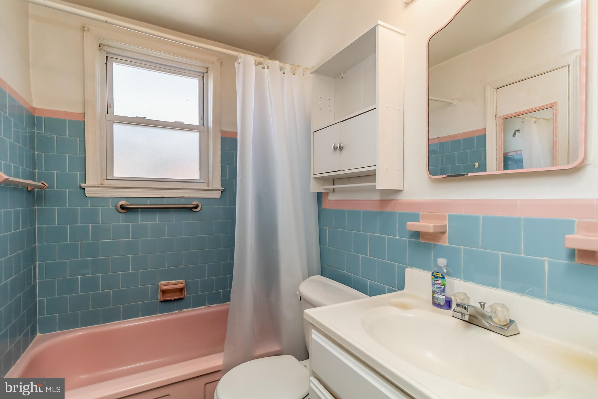 NORTH POINT VILLAGE - Residential