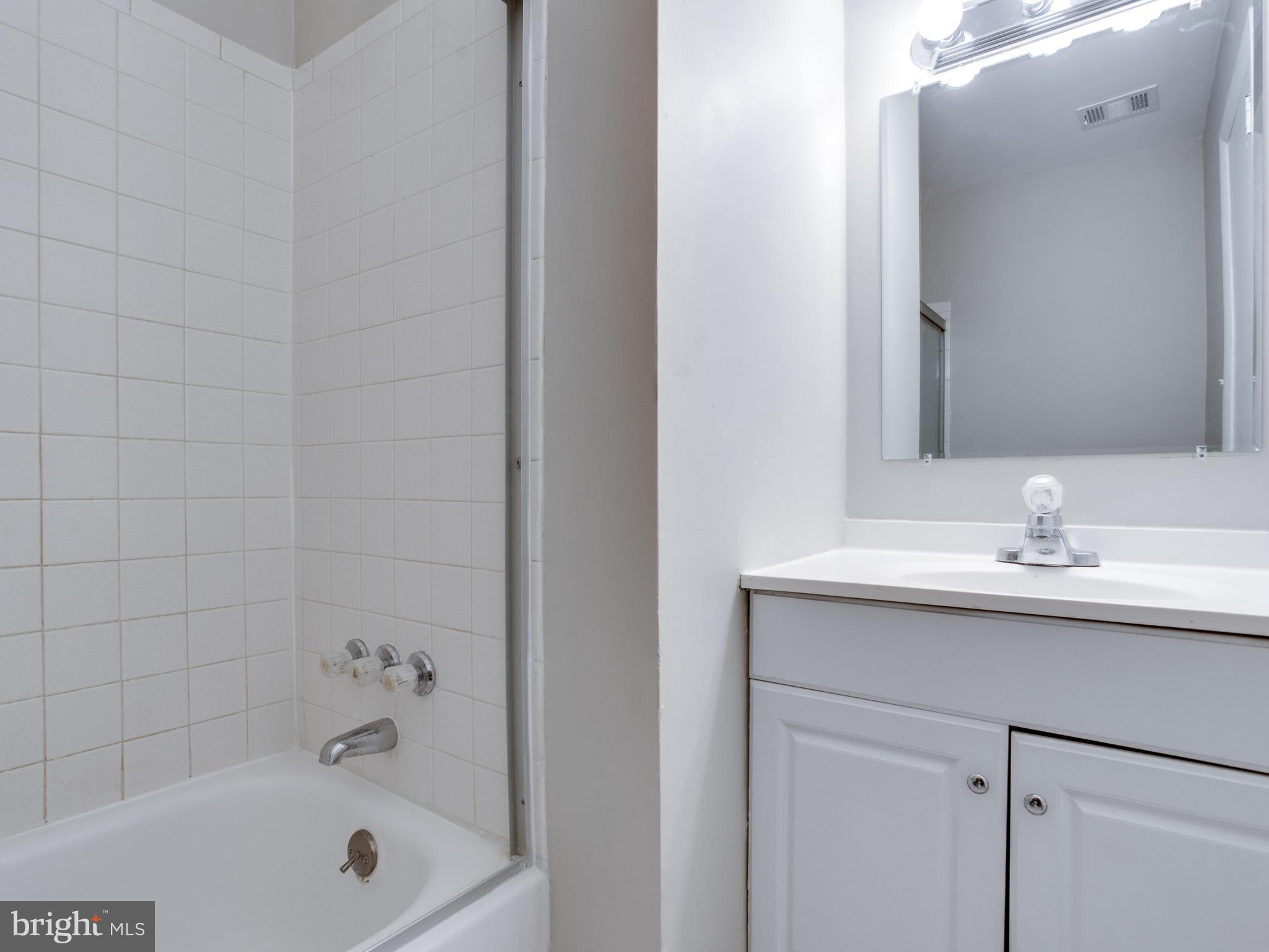 SUMMERHILL - Residential