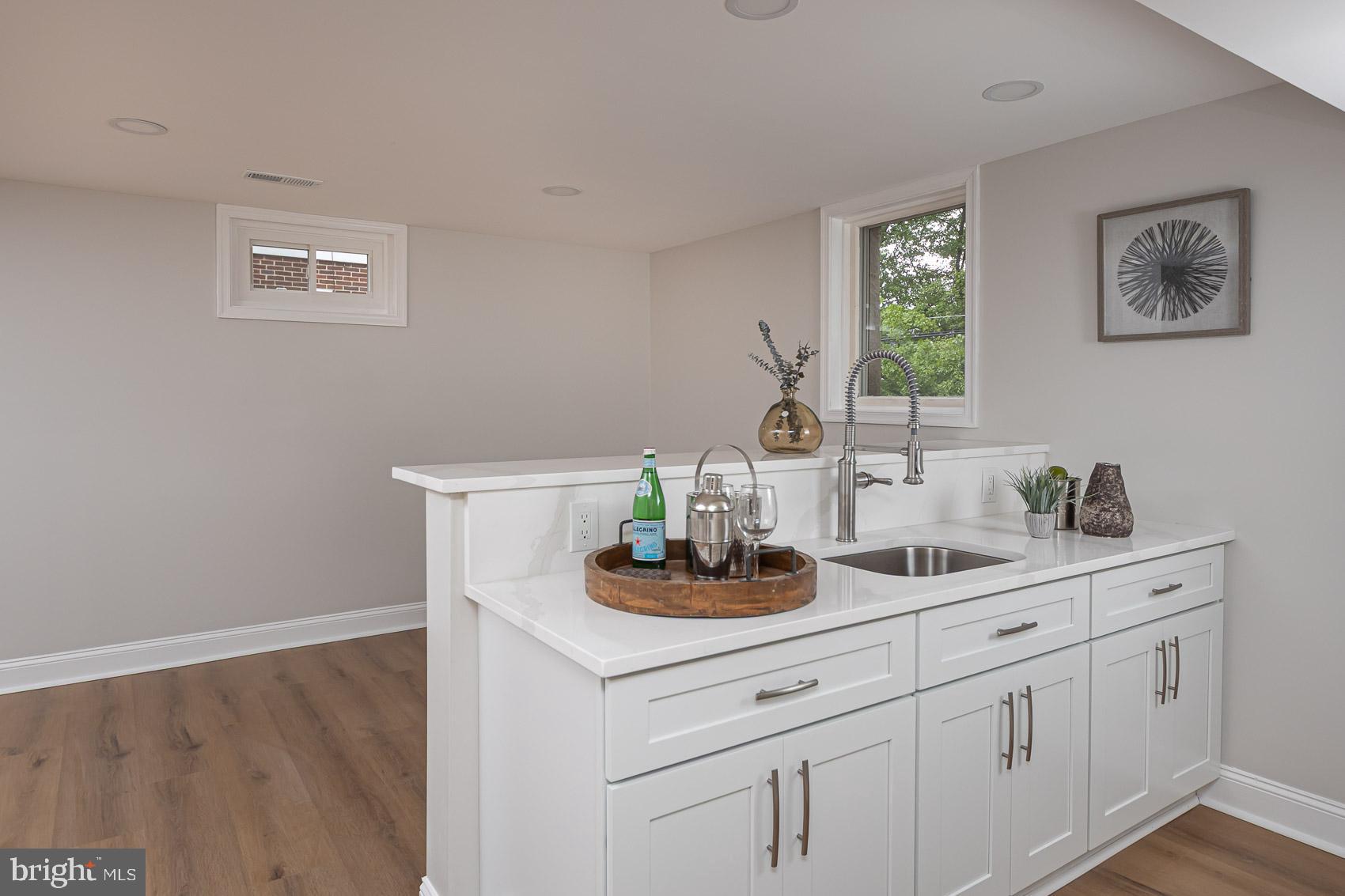 GREENBRIER - Residential