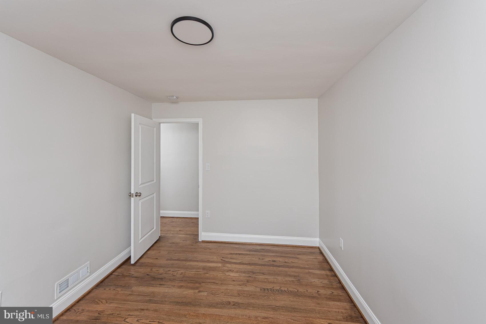 GREENBRIER - Residential