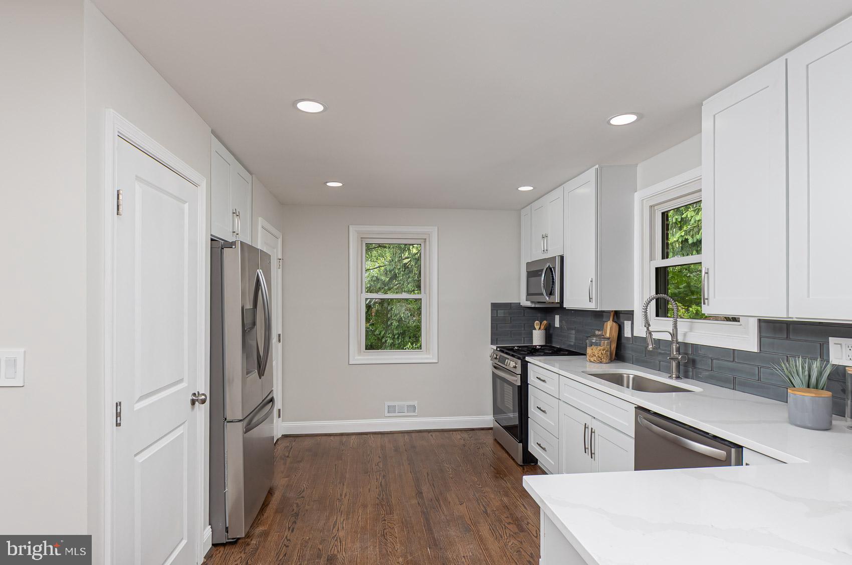 GREENBRIER - Residential