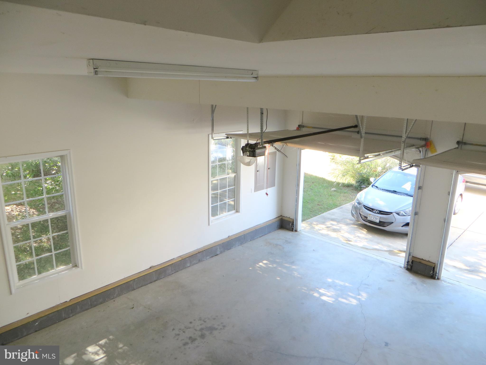 ST. GEORGES BEACH - Residential