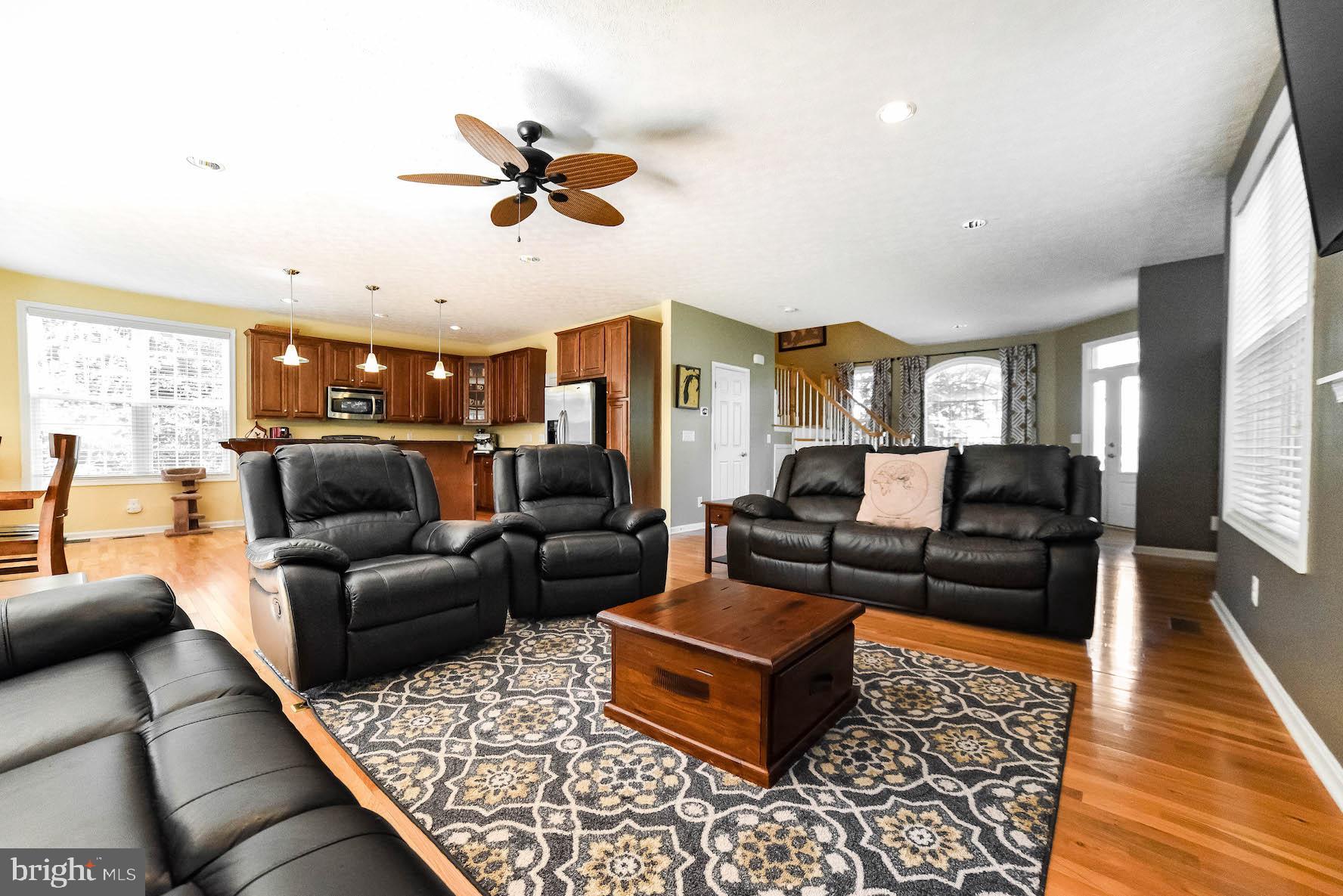 ST. GEORGES BEACH - Residential