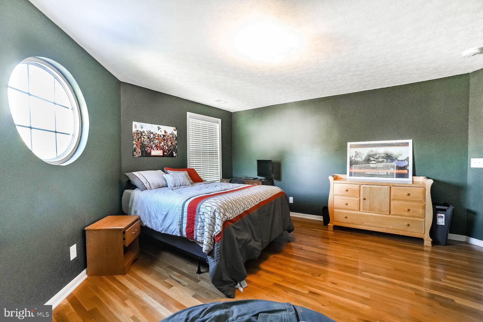 ST. GEORGES BEACH - Residential