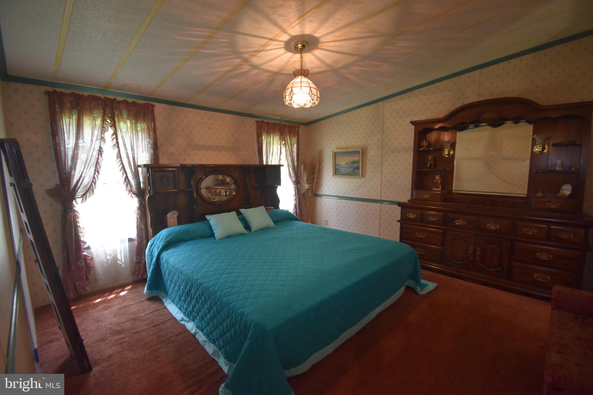 RIVER VILLAGE - Residential