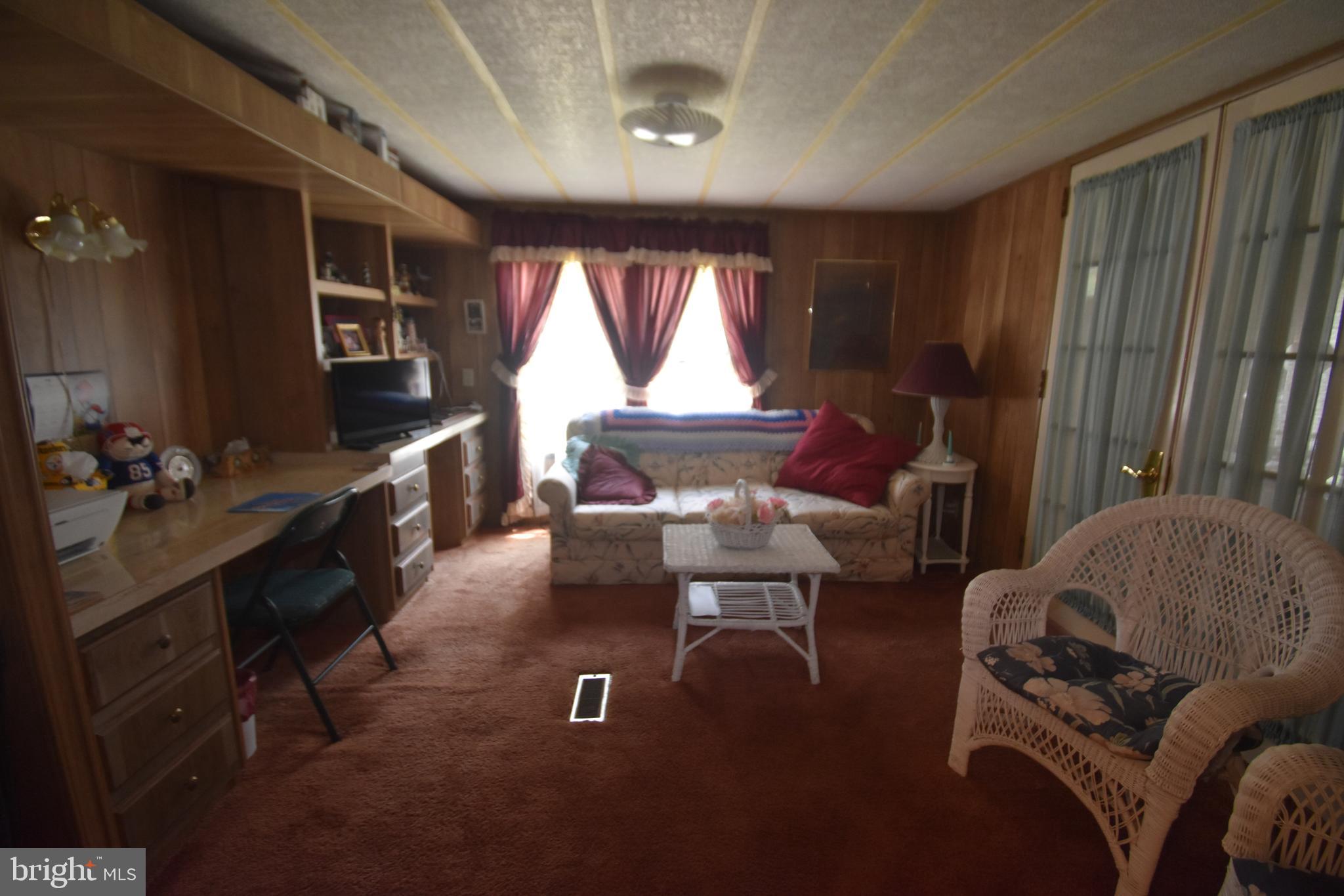 RIVER VILLAGE - Residential