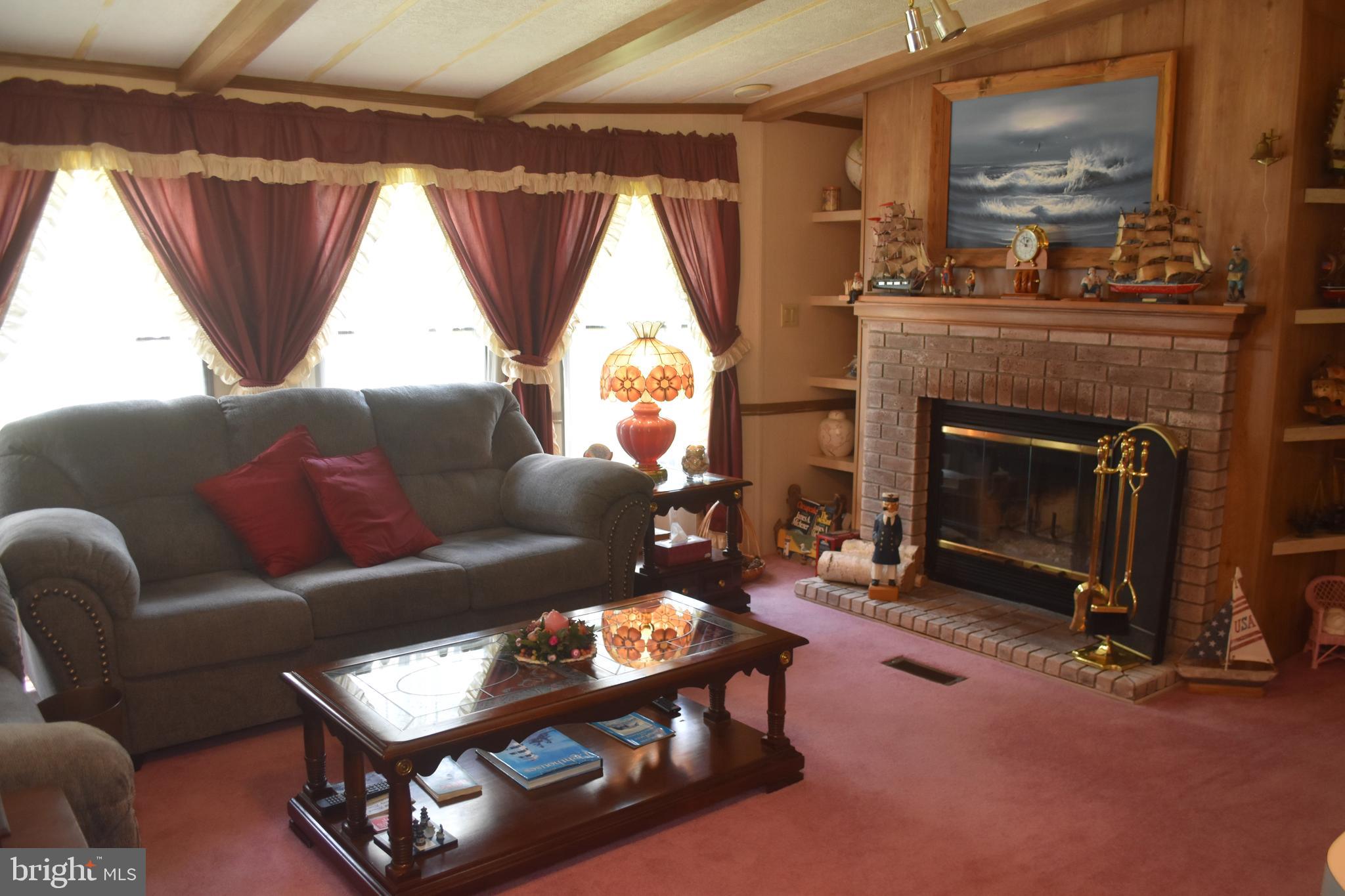 RIVER VILLAGE - Residential