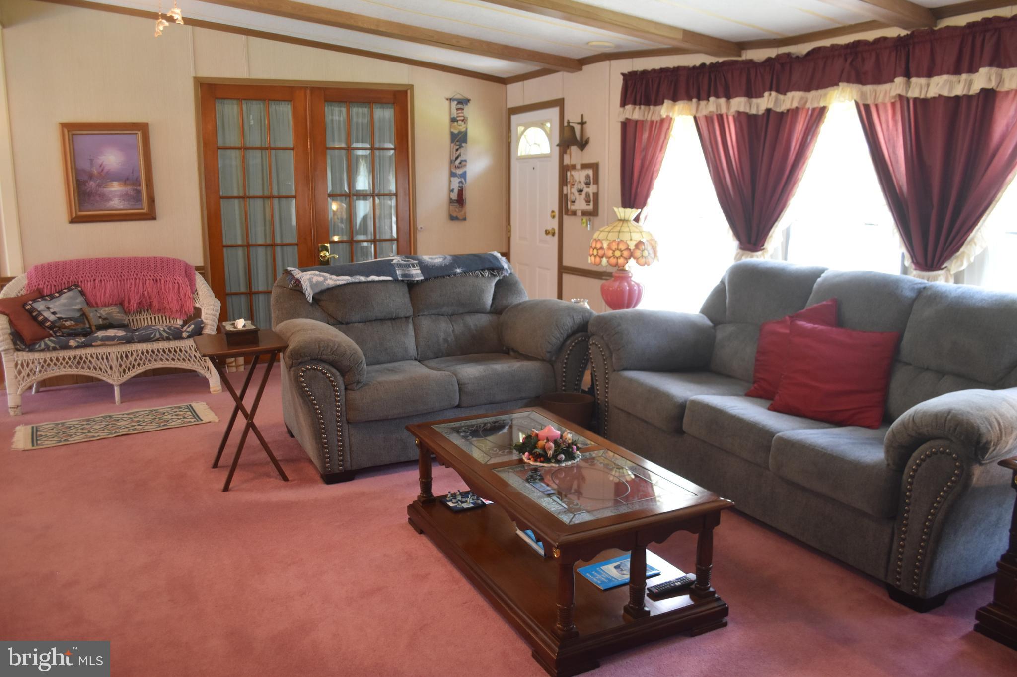 RIVER VILLAGE - Residential