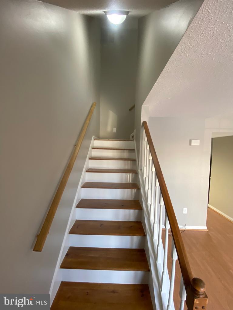 WILLOW BROOK - Residential Lease