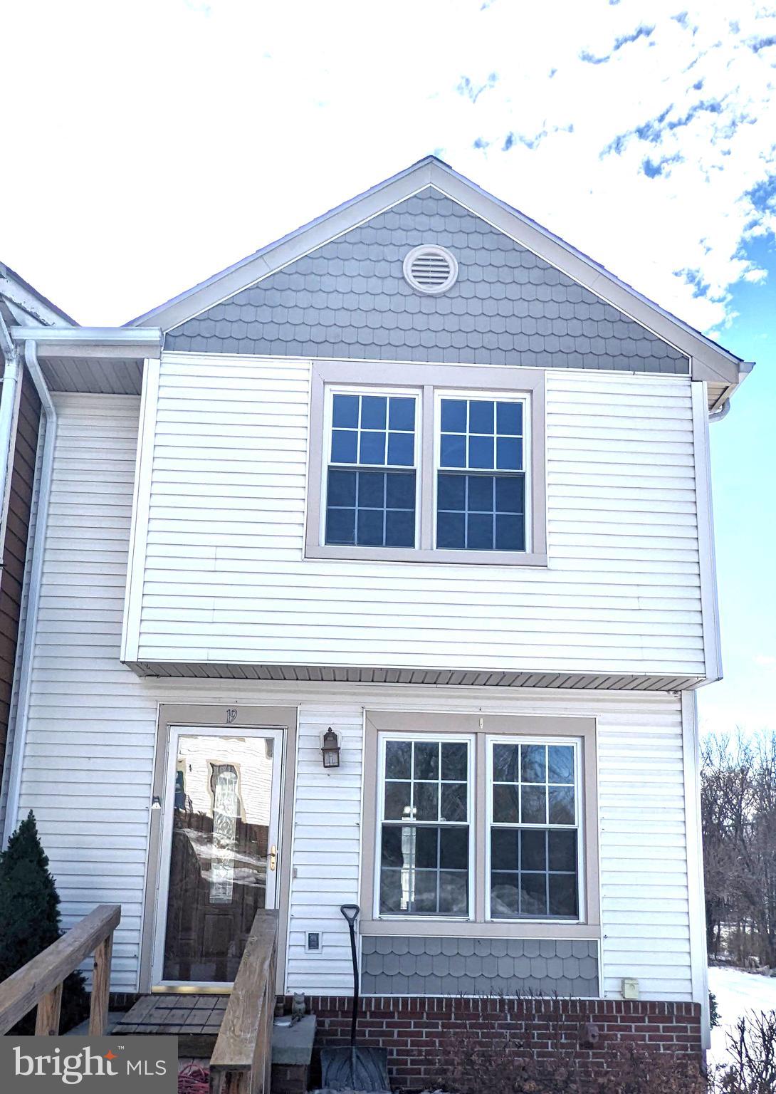 WILLOW BROOK - Residential Lease